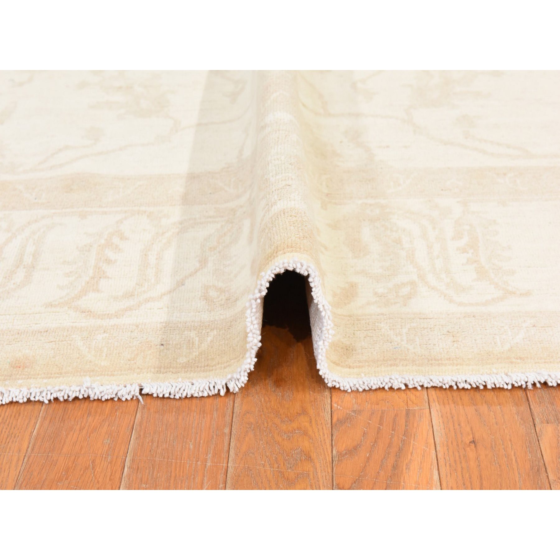 Oushak-And-Peshawar-Hand-Knotted-Rug-394210