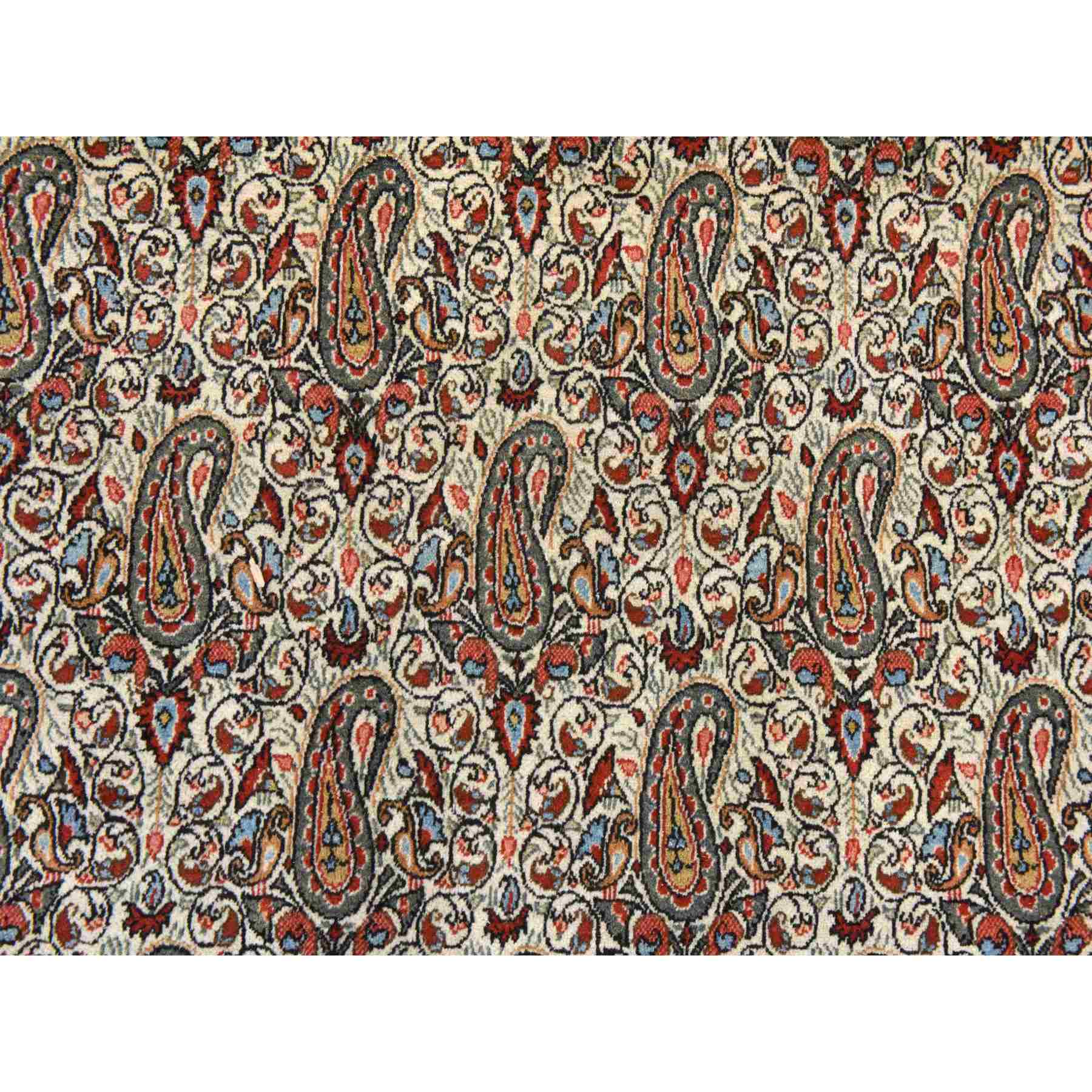 Persian-Hand-Knotted-Rug-392695