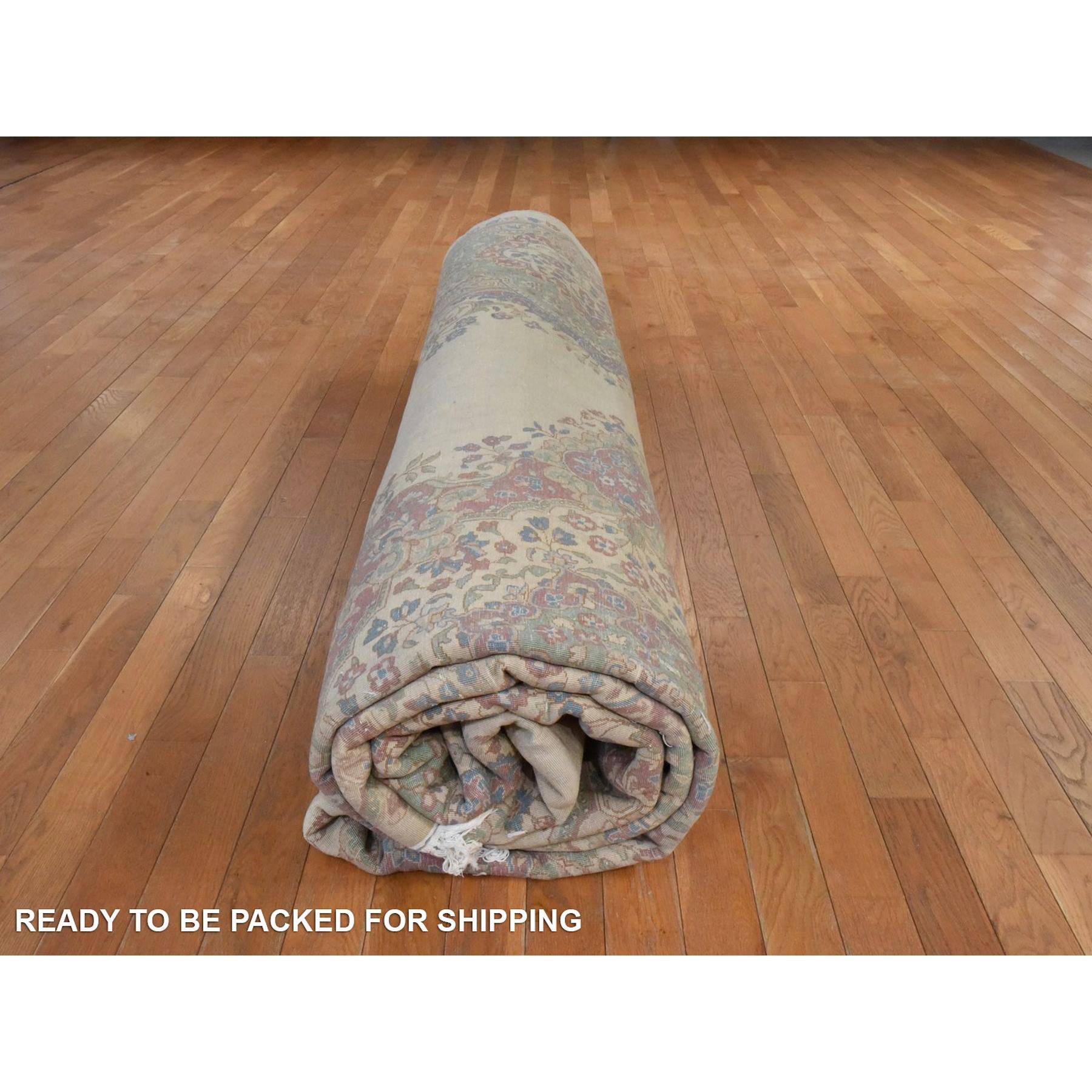 Persian-Hand-Knotted-Rug-392840