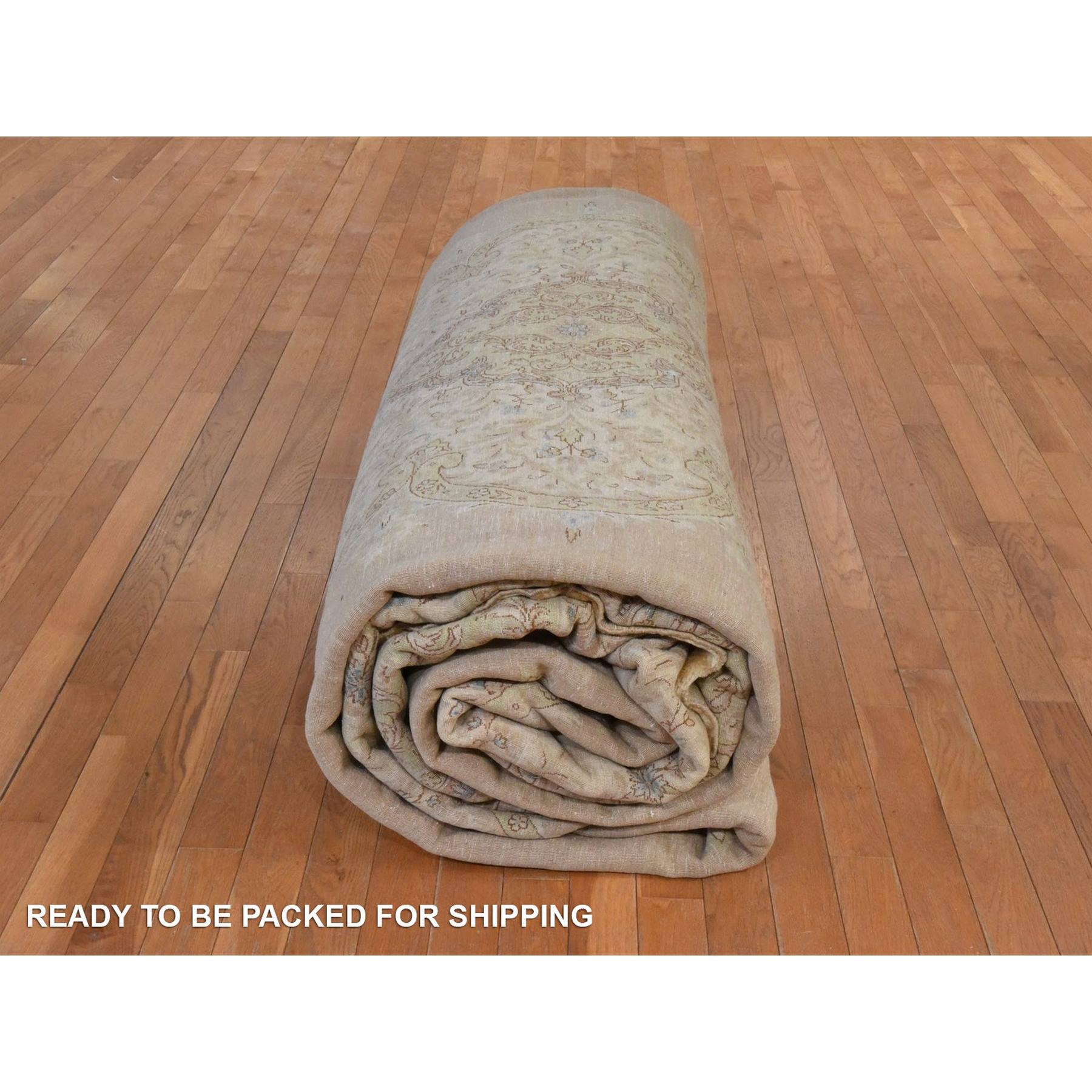 Persian-Hand-Knotted-Rug-392845
