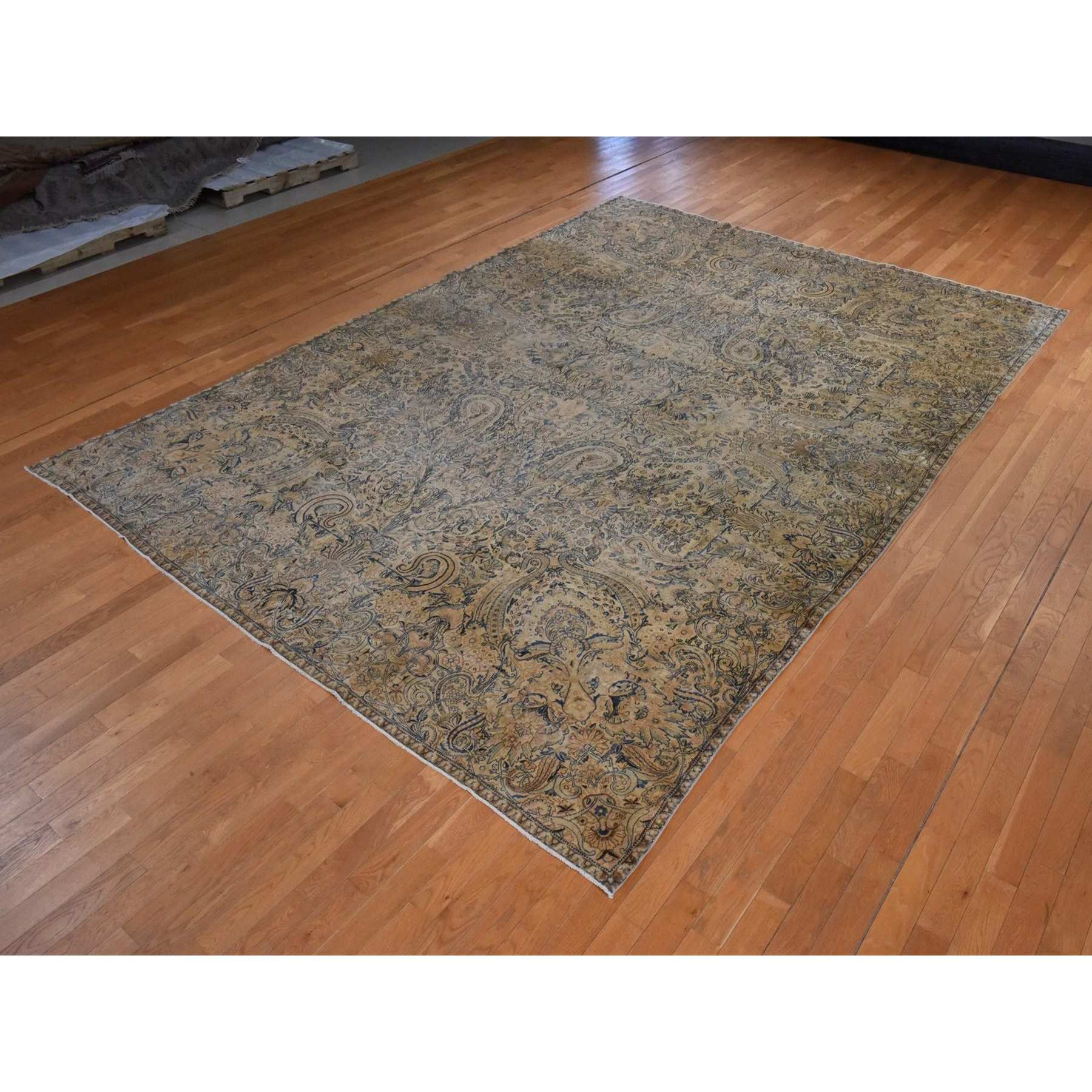 Persian-Hand-Knotted-Rug-392855