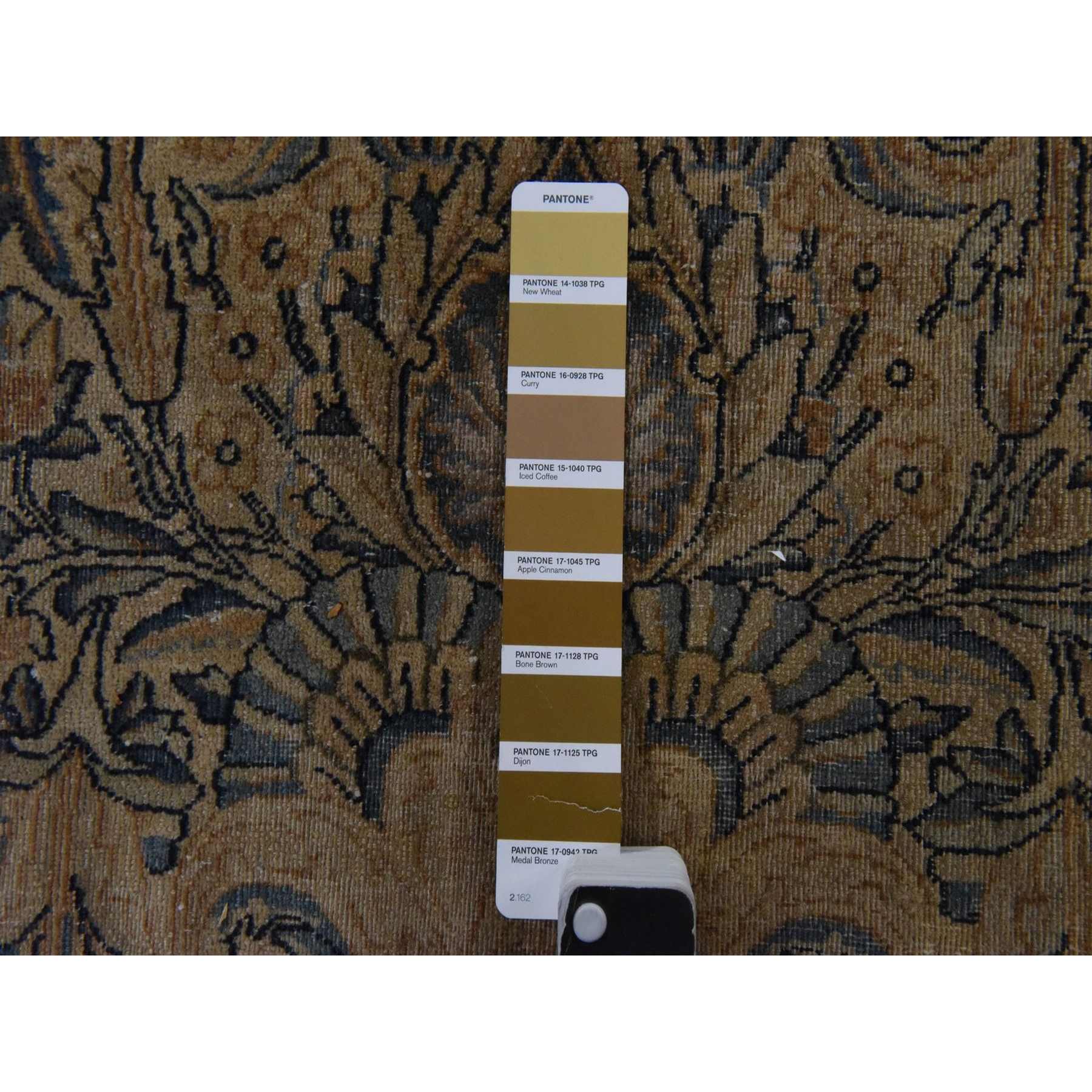 Persian-Hand-Knotted-Rug-392855