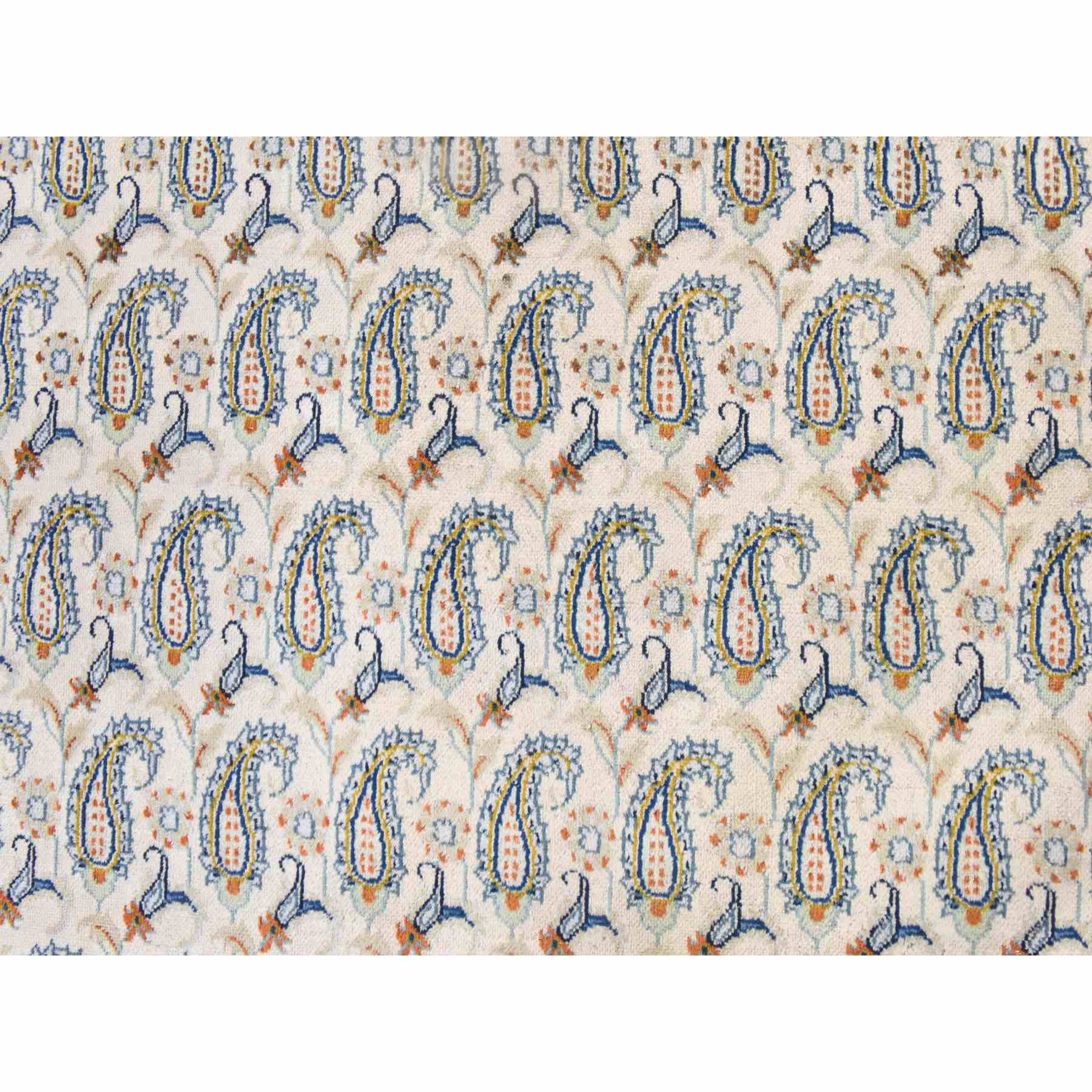 Persian-Hand-Knotted-Rug-393035