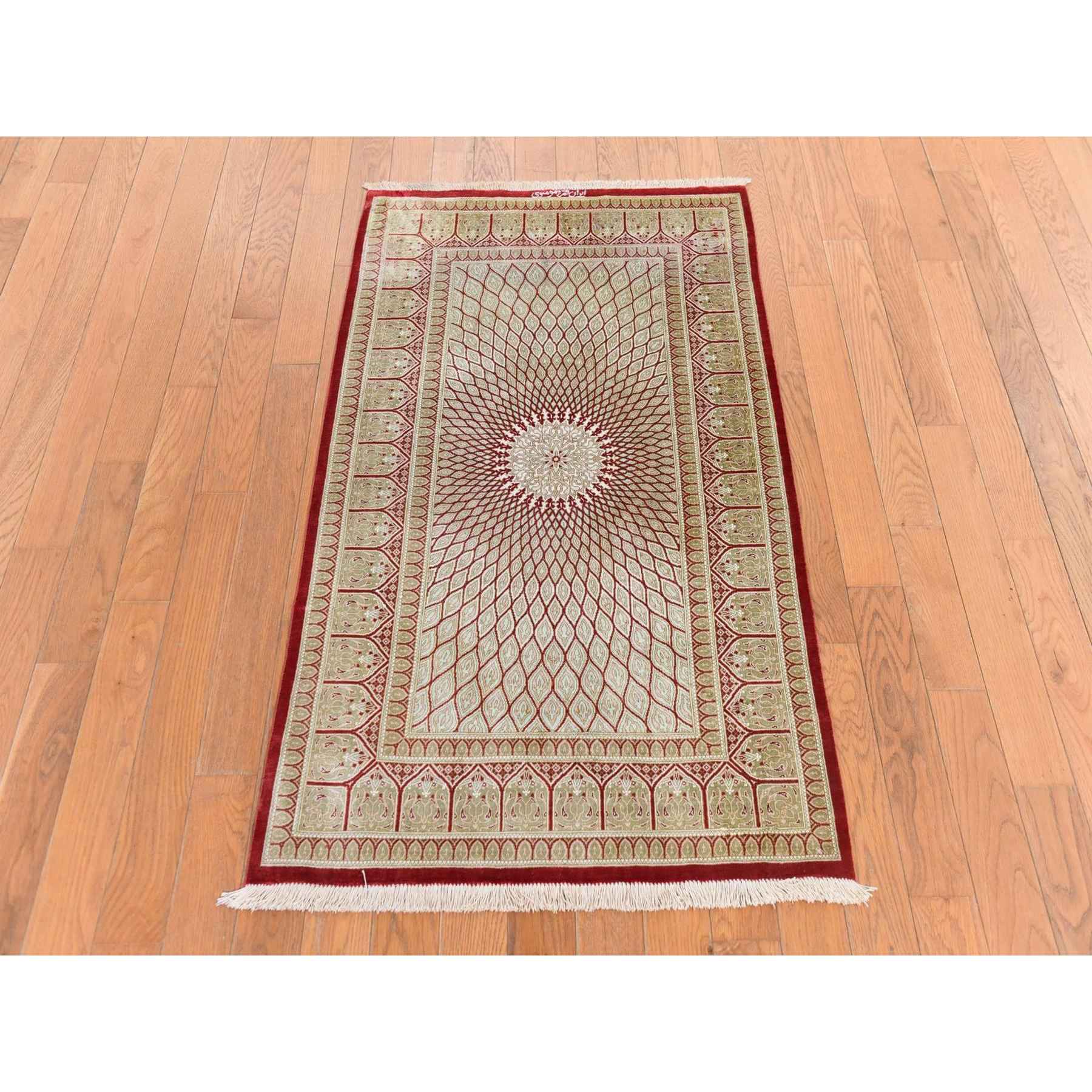 Persian-Hand-Knotted-Rug-393560