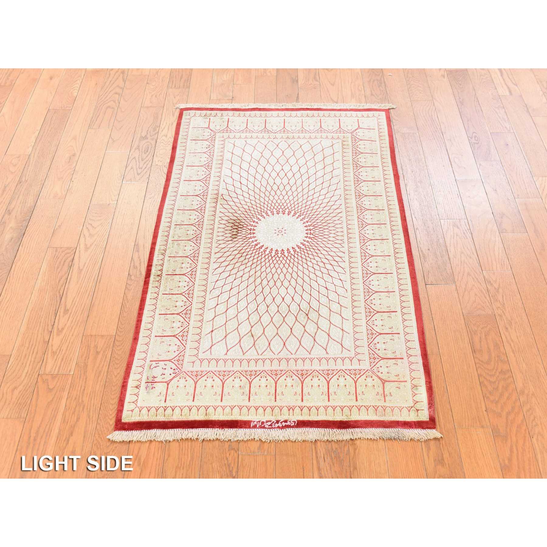 Persian-Hand-Knotted-Rug-393560