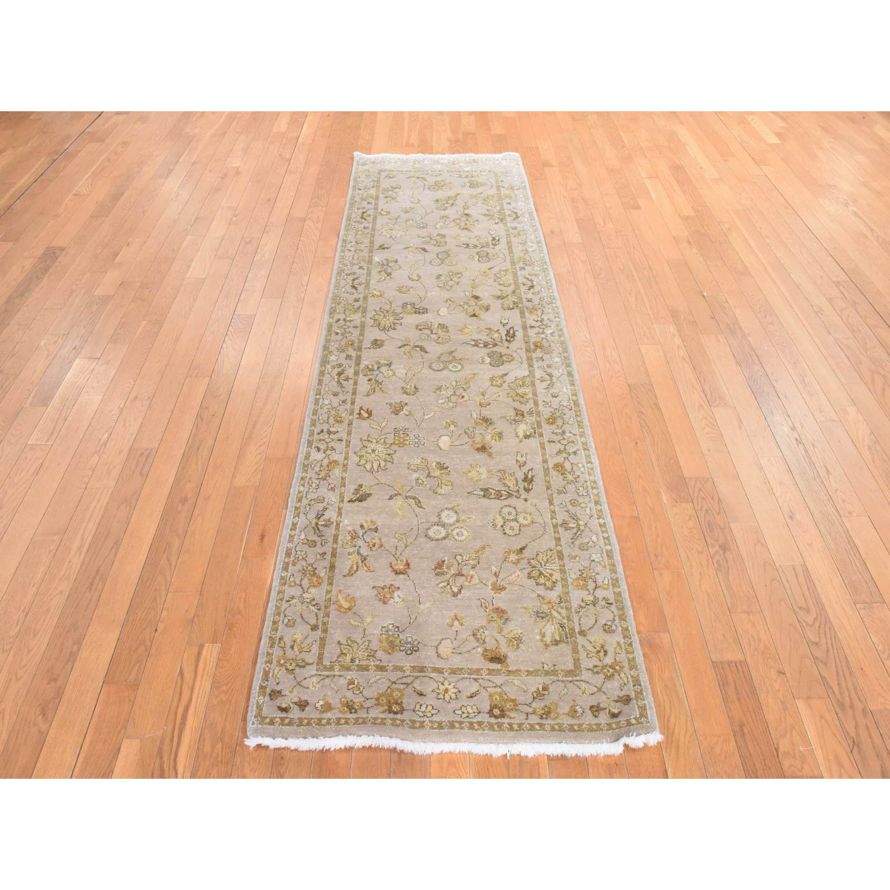 Rajasthan-Hand-Knotted-Rug-392640