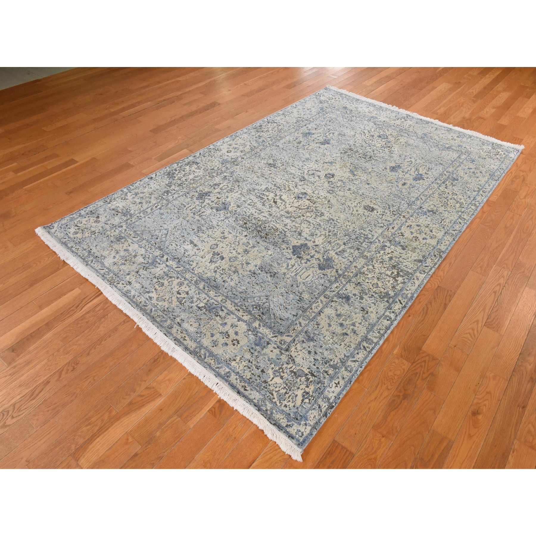 Transitional-Hand-Knotted-Rug-394495