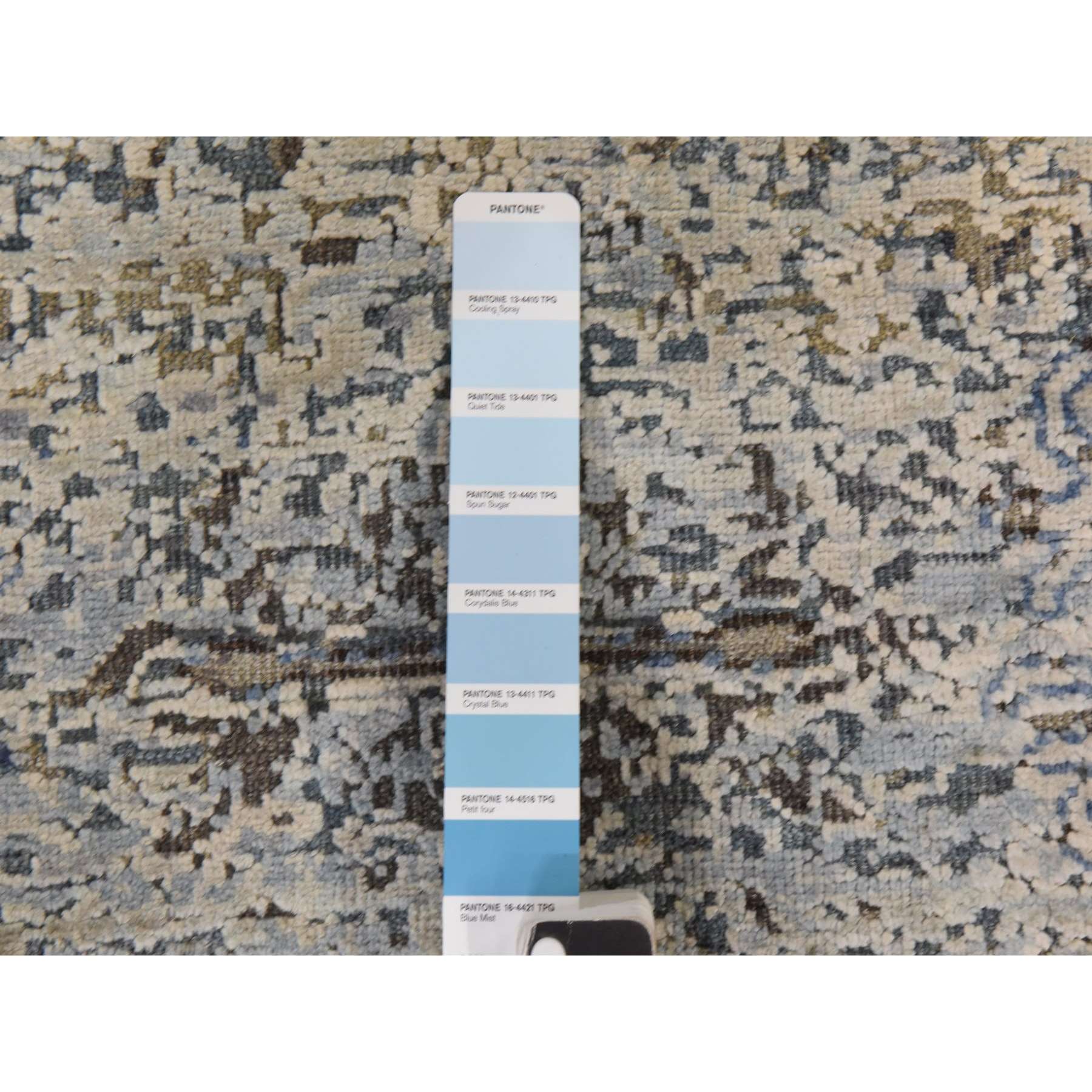 Transitional-Hand-Knotted-Rug-394820
