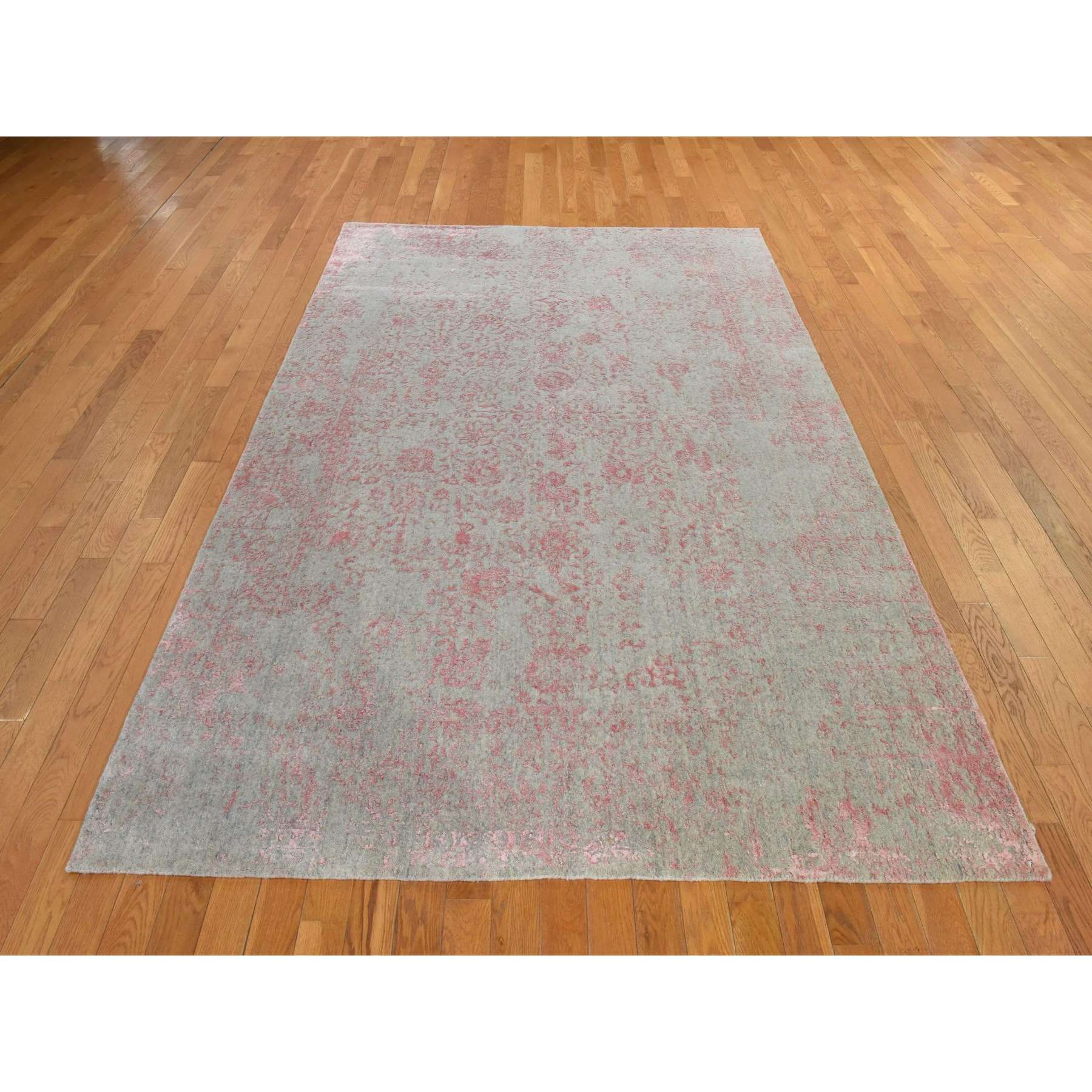 Transitional-Hand-Loomed-Rug-394500