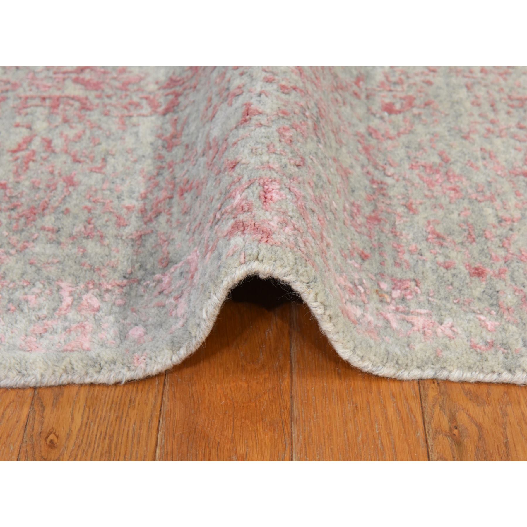 Transitional-Hand-Loomed-Rug-394500