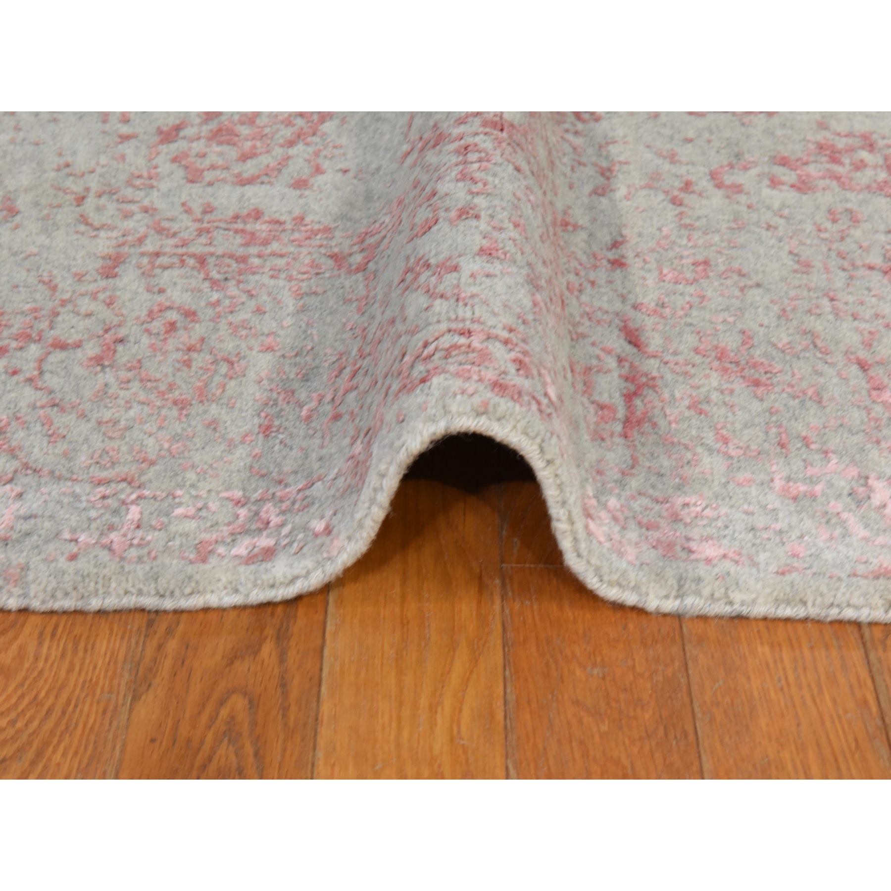 Transitional-Hand-Loomed-Rug-394510