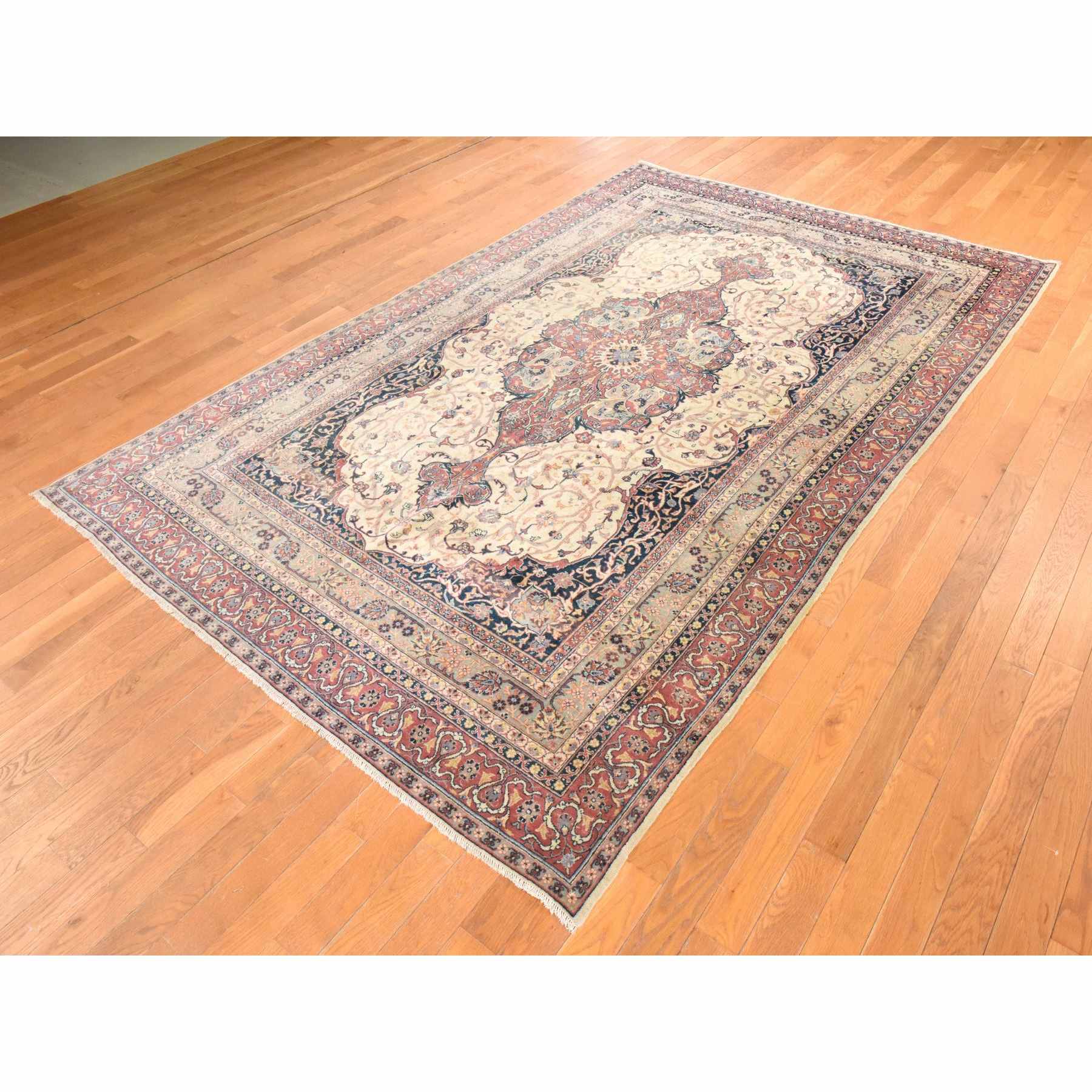 Vintage-Hand-Knotted-Rug-392730