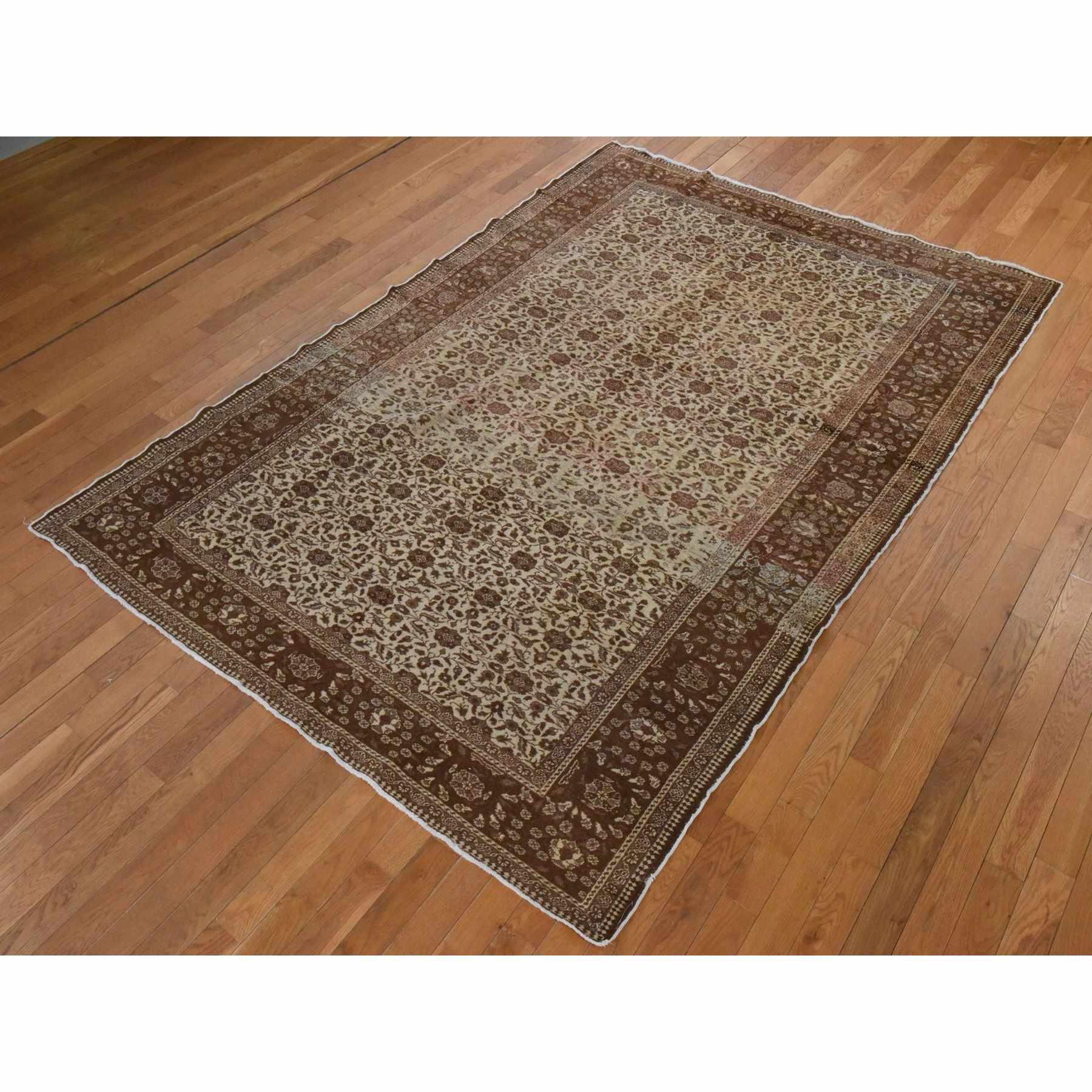 Vintage-Hand-Knotted-Rug-392930