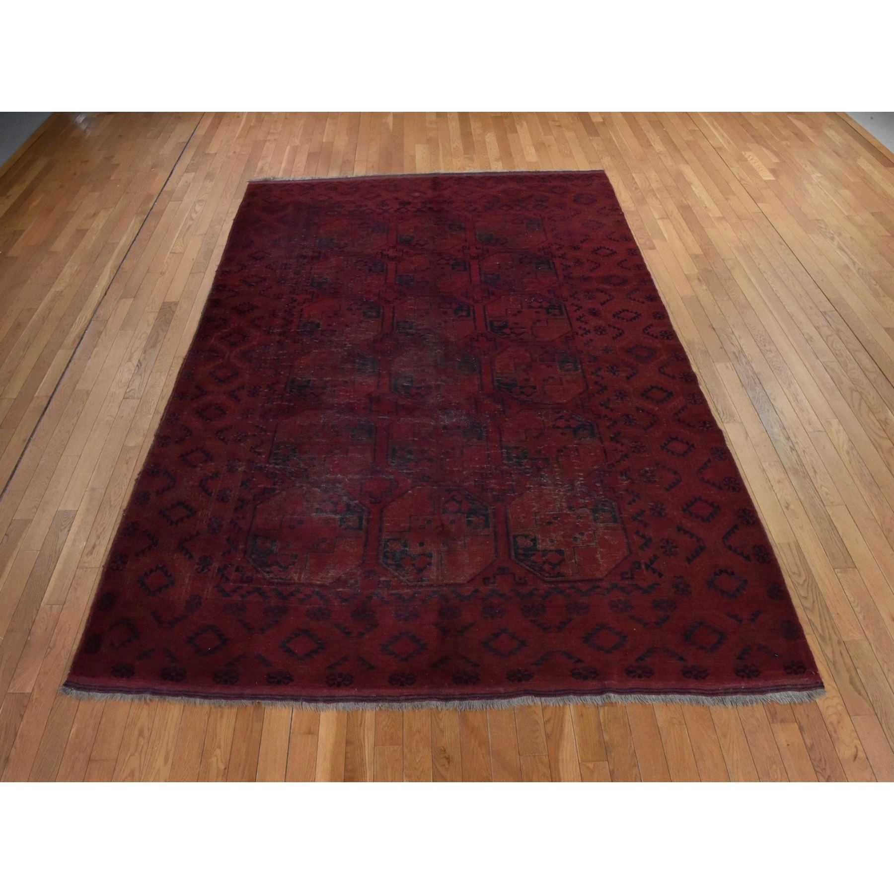 Vintage-Hand-Knotted-Rug-392950