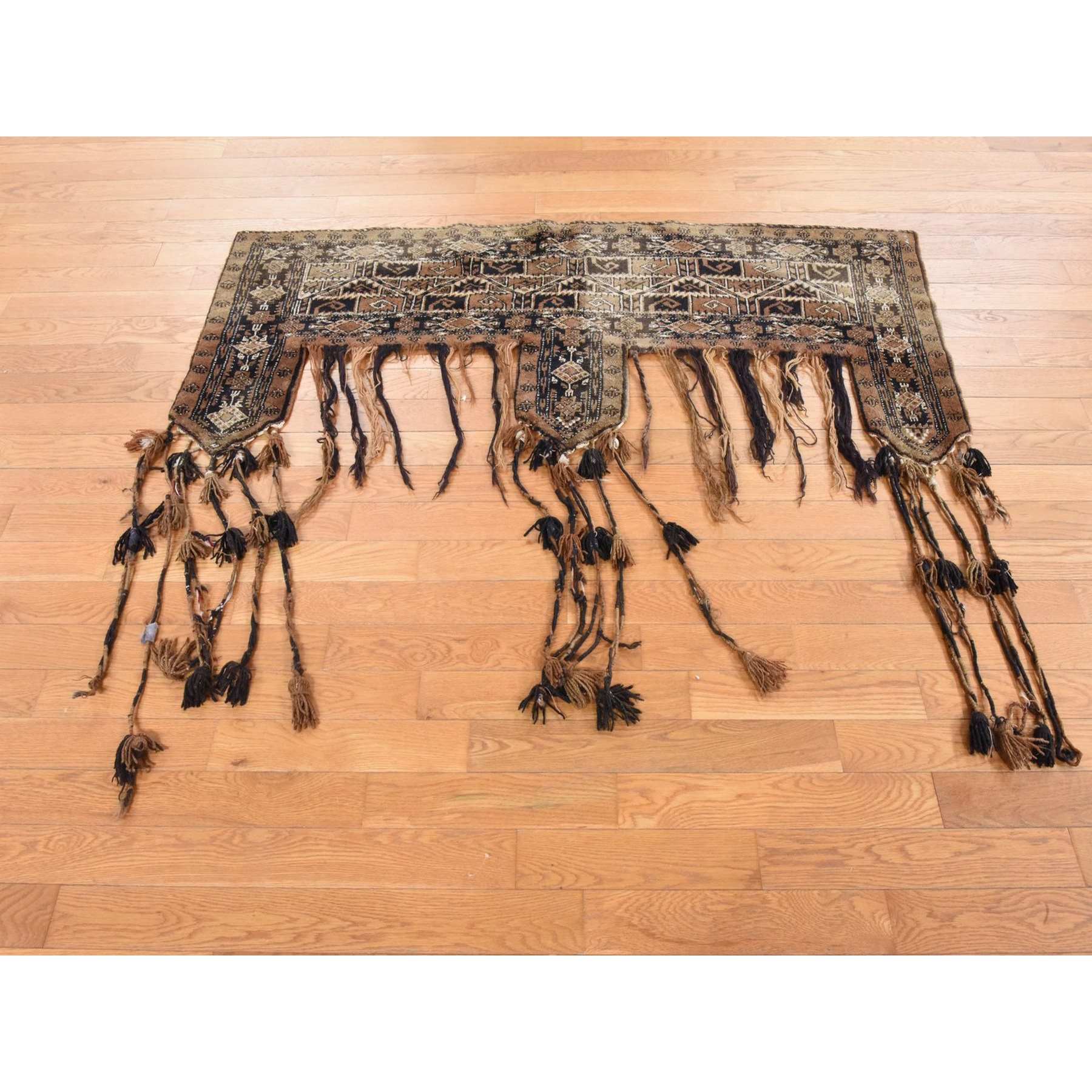 Vintage-Hand-Knotted-Rug-393245