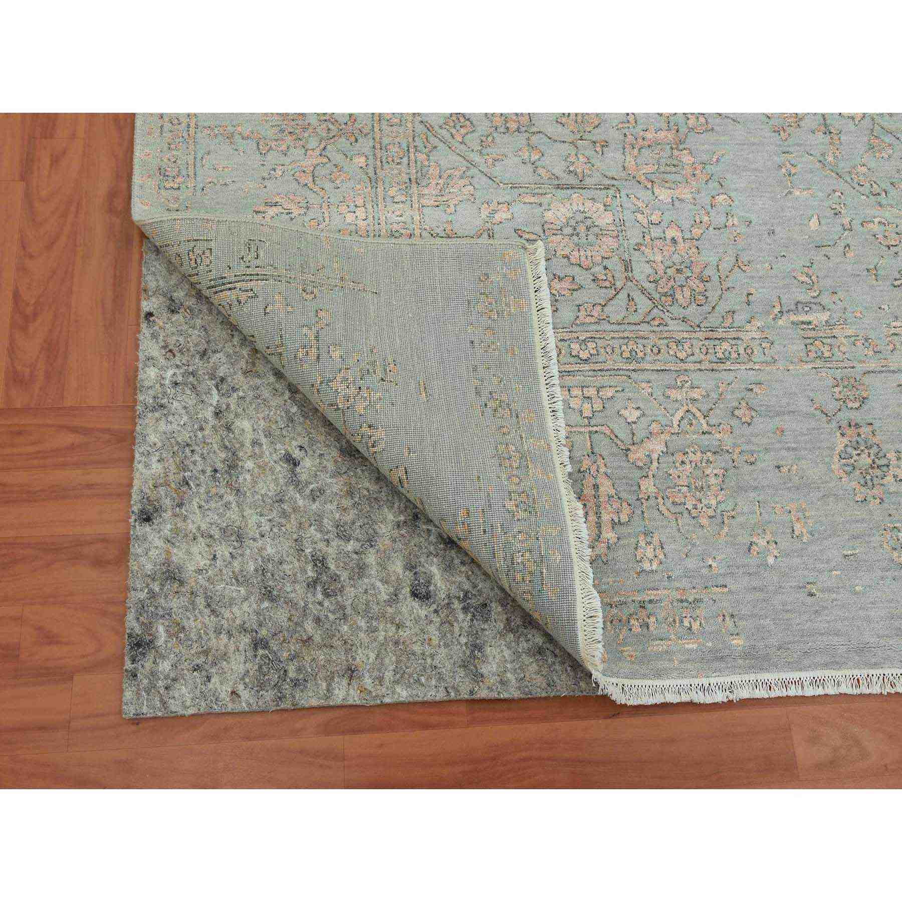 Heriz-Hand-Knotted-Rug-396425