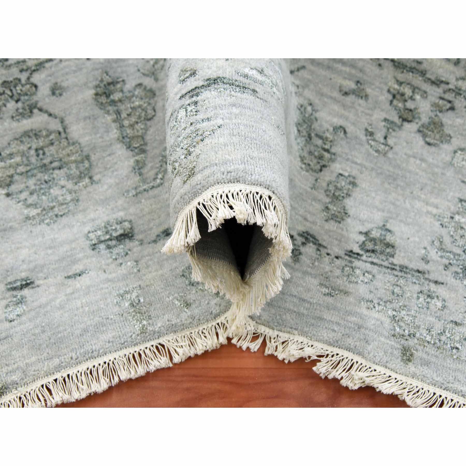 Heriz-Hand-Knotted-Rug-396440