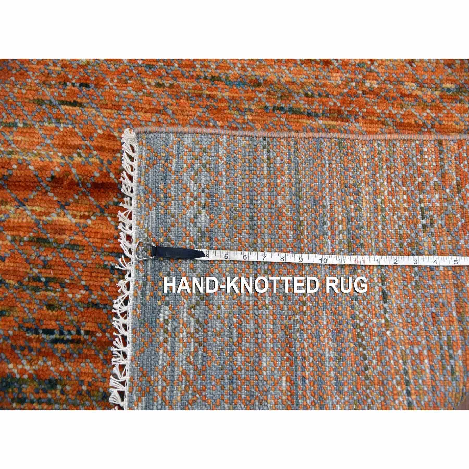 Modern-and-Contemporary-Hand-Knotted-Rug-395100