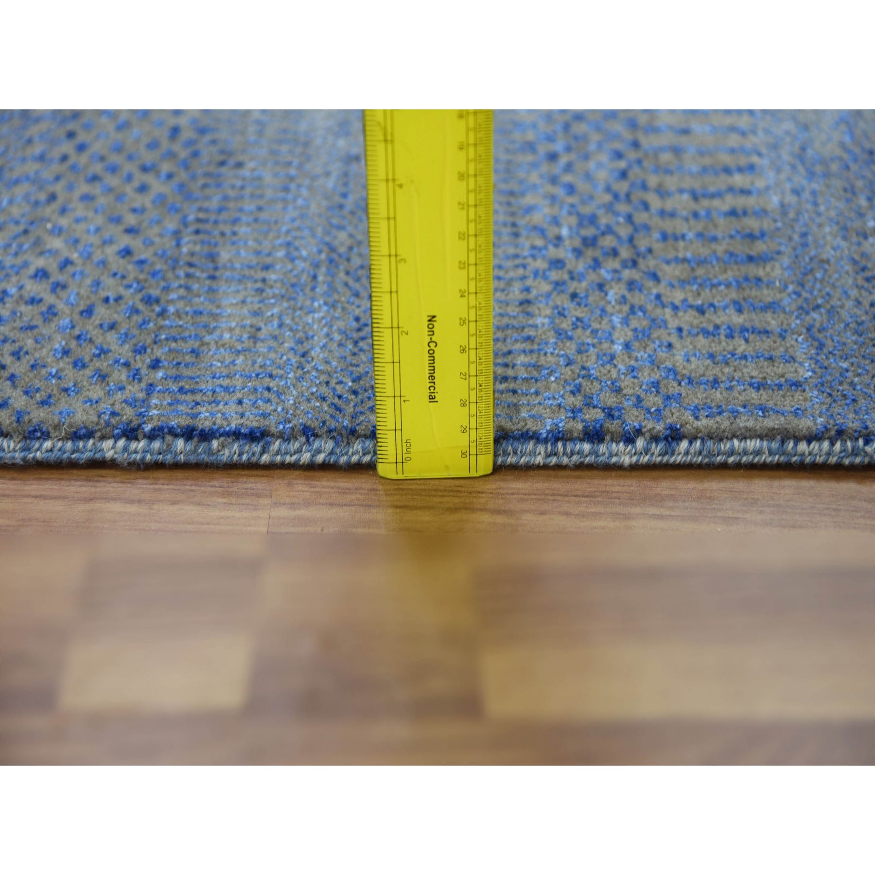 Modern-and-Contemporary-Hand-Knotted-Rug-395610