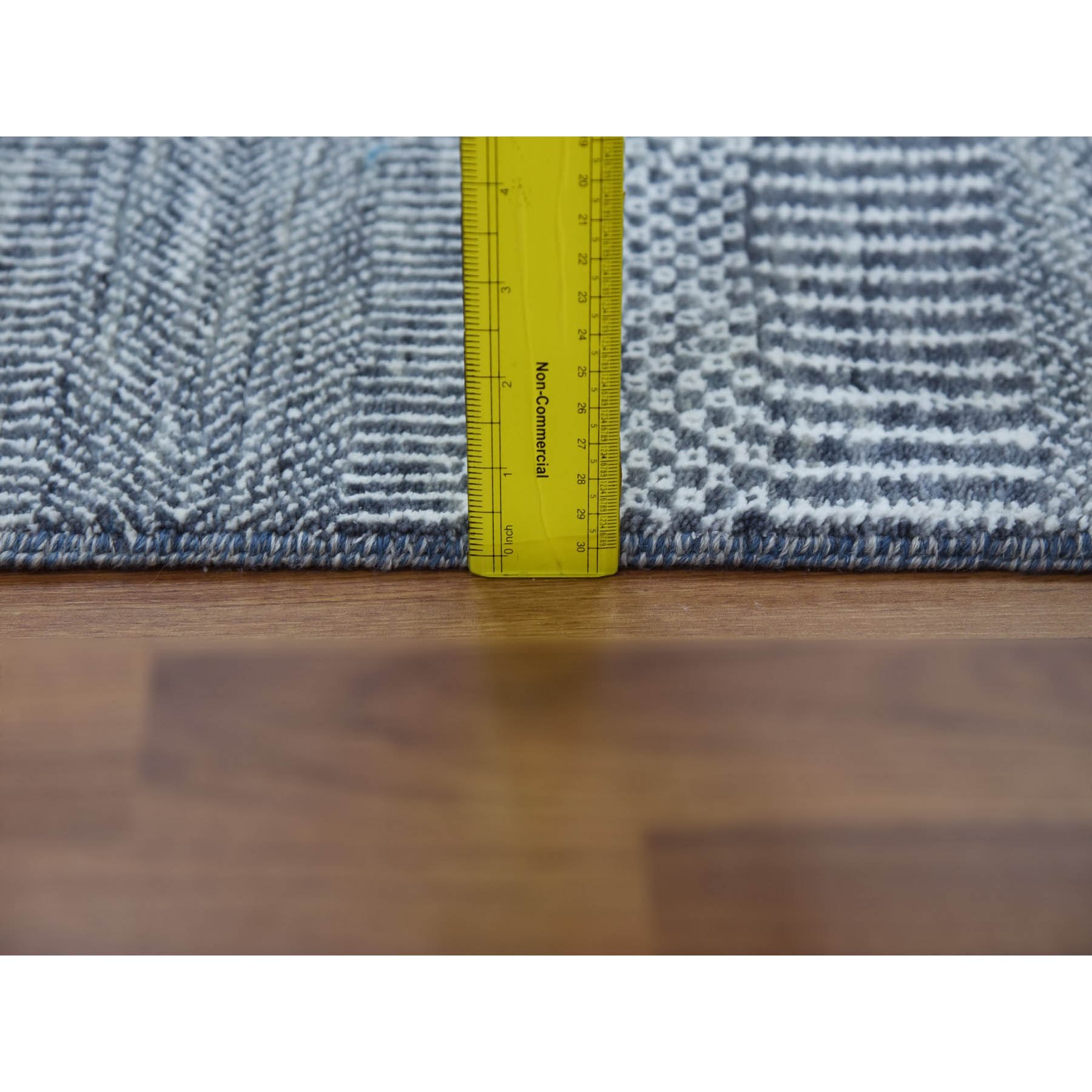 Modern-and-Contemporary-Hand-Knotted-Rug-395650