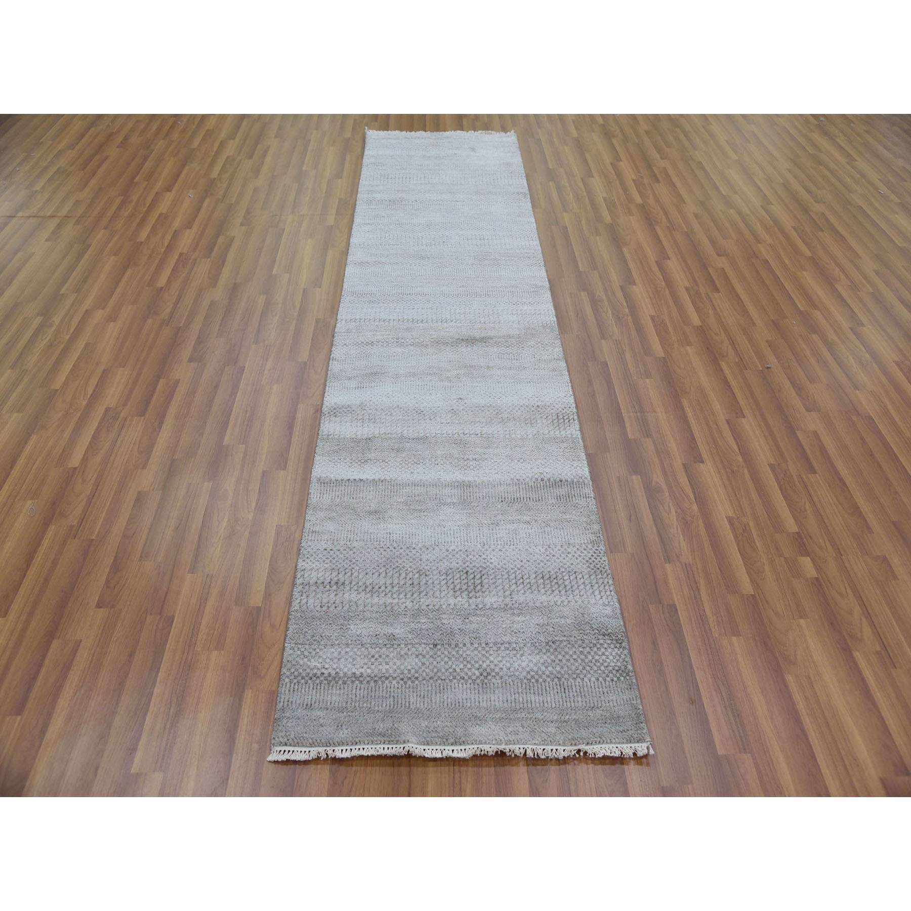 Modern-and-Contemporary-Hand-Knotted-Rug-395670