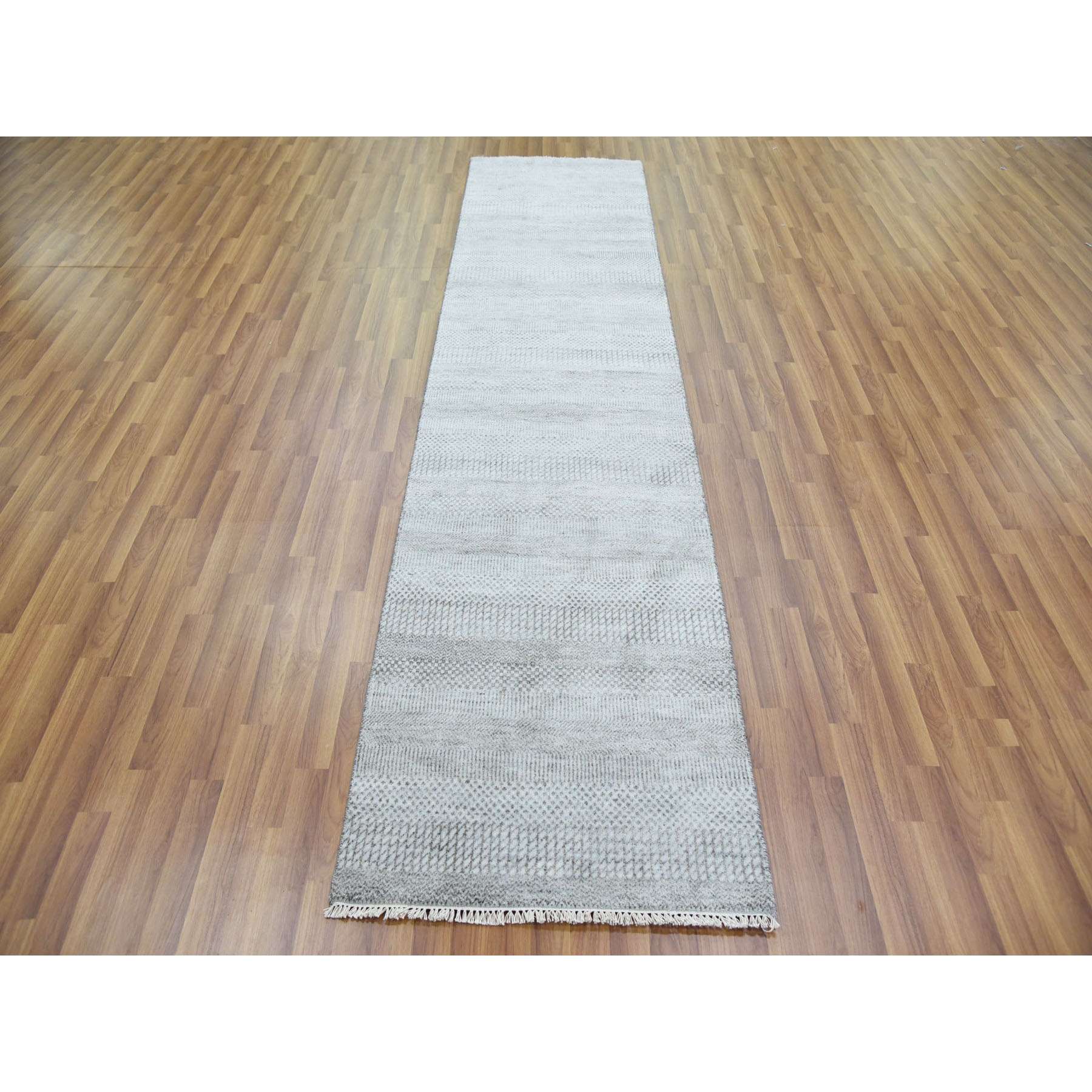 Modern-and-Contemporary-Hand-Knotted-Rug-395685