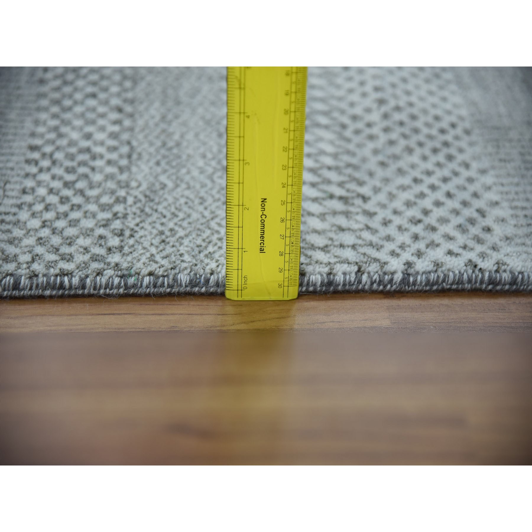 Modern-and-Contemporary-Hand-Knotted-Rug-395685