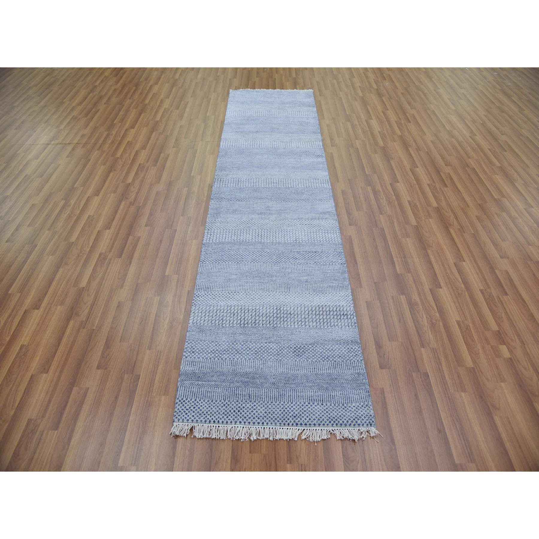 Modern-and-Contemporary-Hand-Knotted-Rug-395690