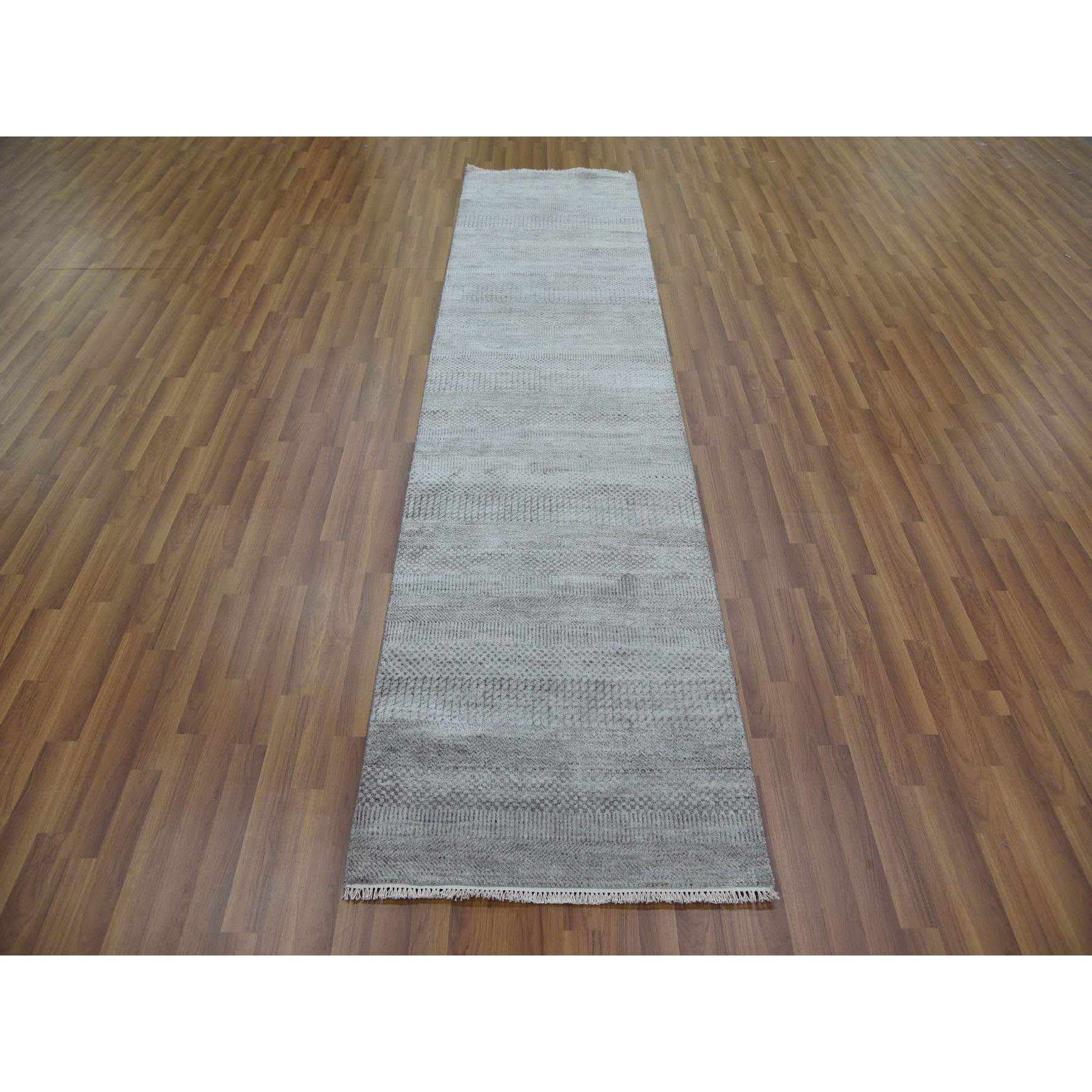 Modern-and-Contemporary-Hand-Knotted-Rug-395695