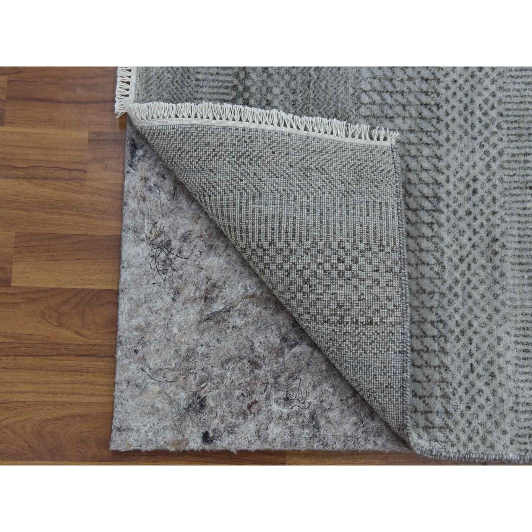 Modern-and-Contemporary-Hand-Knotted-Rug-395695