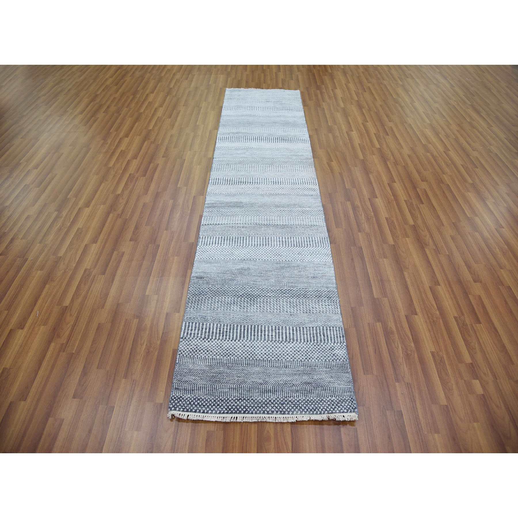Modern-and-Contemporary-Hand-Knotted-Rug-395735