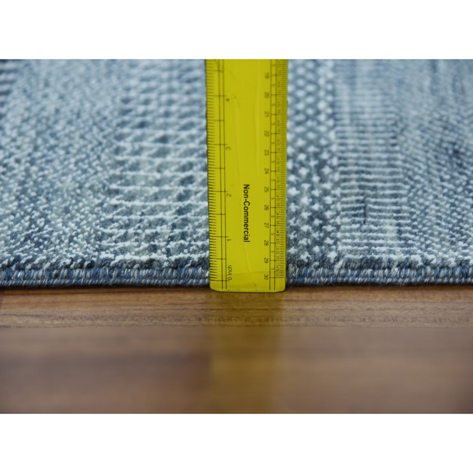 Modern-and-Contemporary-Hand-Knotted-Rug-395735
