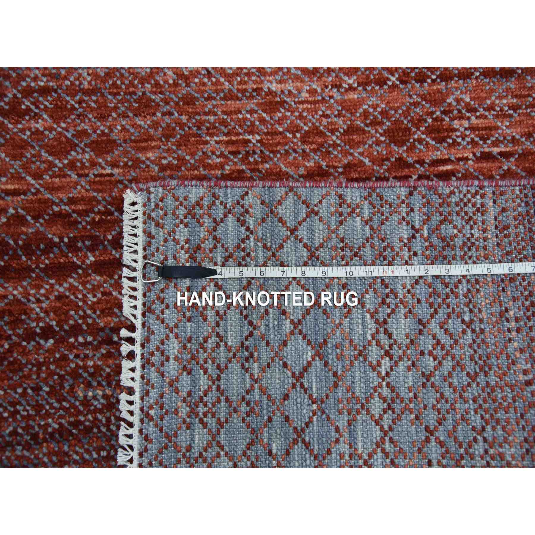 Modern-and-Contemporary-Hand-Knotted-Rug-395820