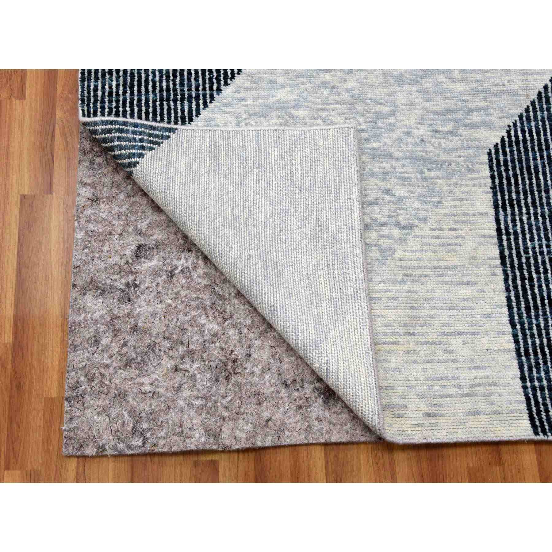 Modern-and-Contemporary-Hand-Knotted-Rug-396995