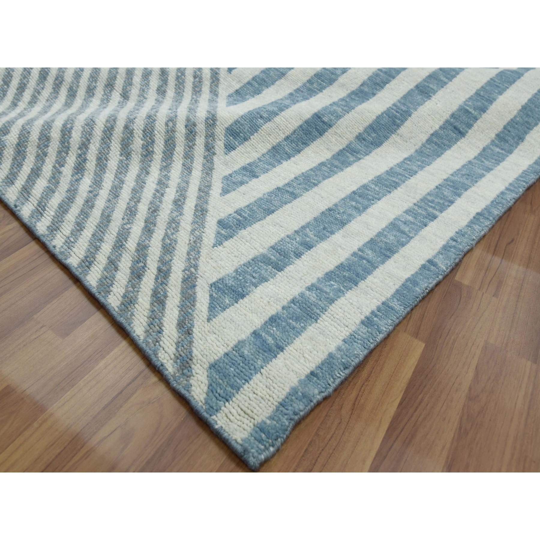 Modern-and-Contemporary-Hand-Knotted-Rug-397050