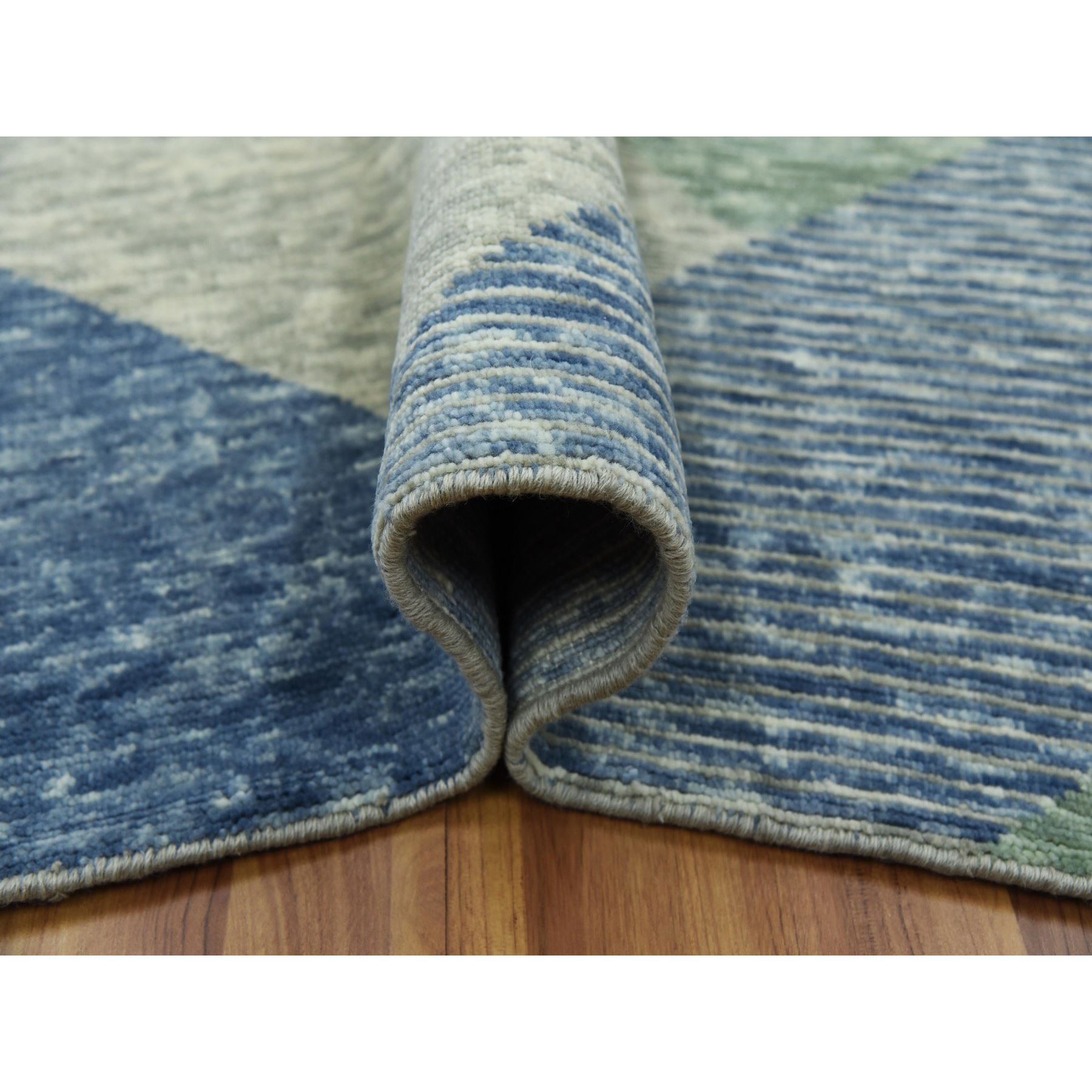 Modern-and-Contemporary-Hand-Knotted-Rug-397080