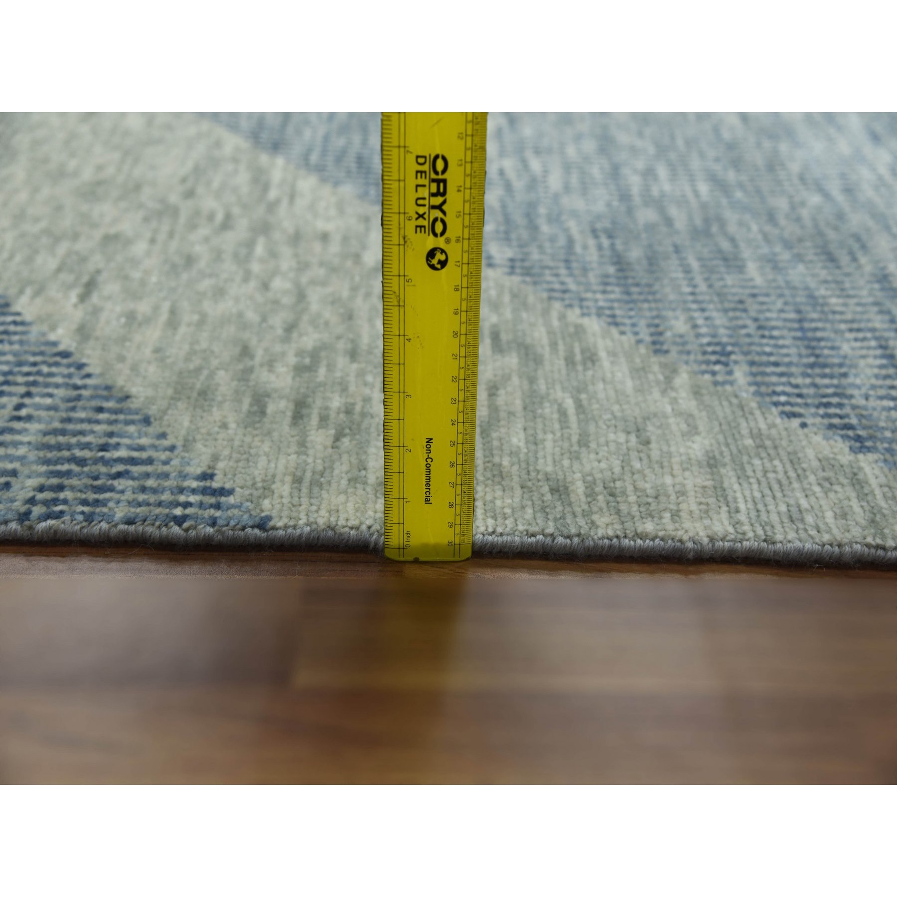 Modern-and-Contemporary-Hand-Knotted-Rug-397080