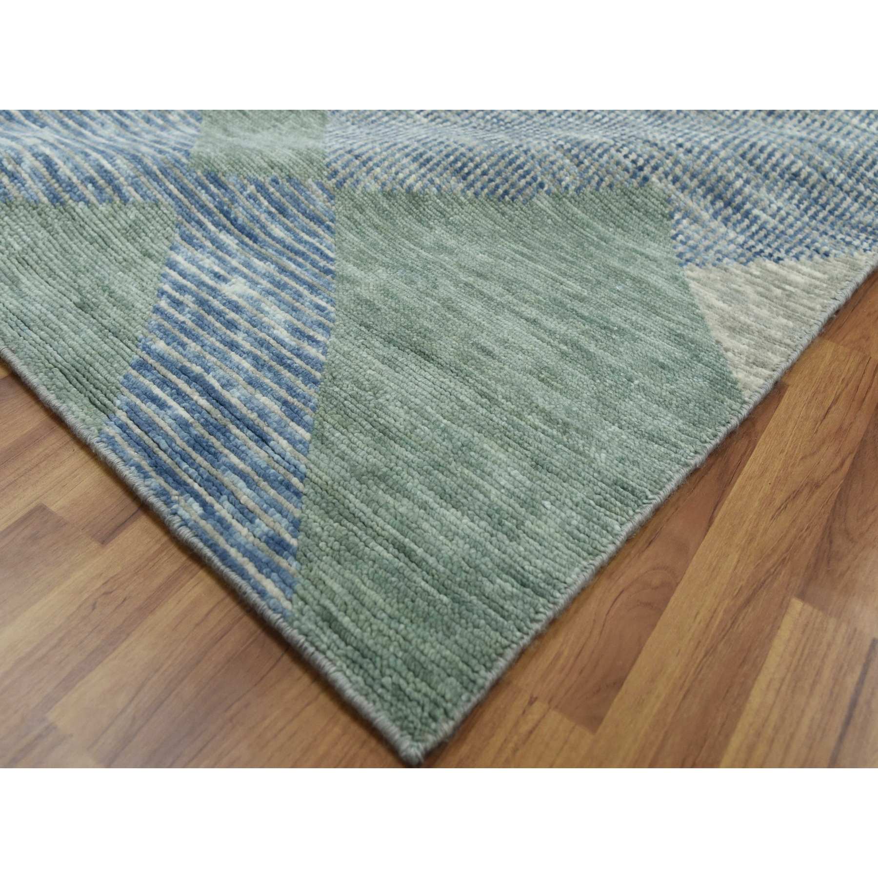 Modern-and-Contemporary-Hand-Knotted-Rug-397090