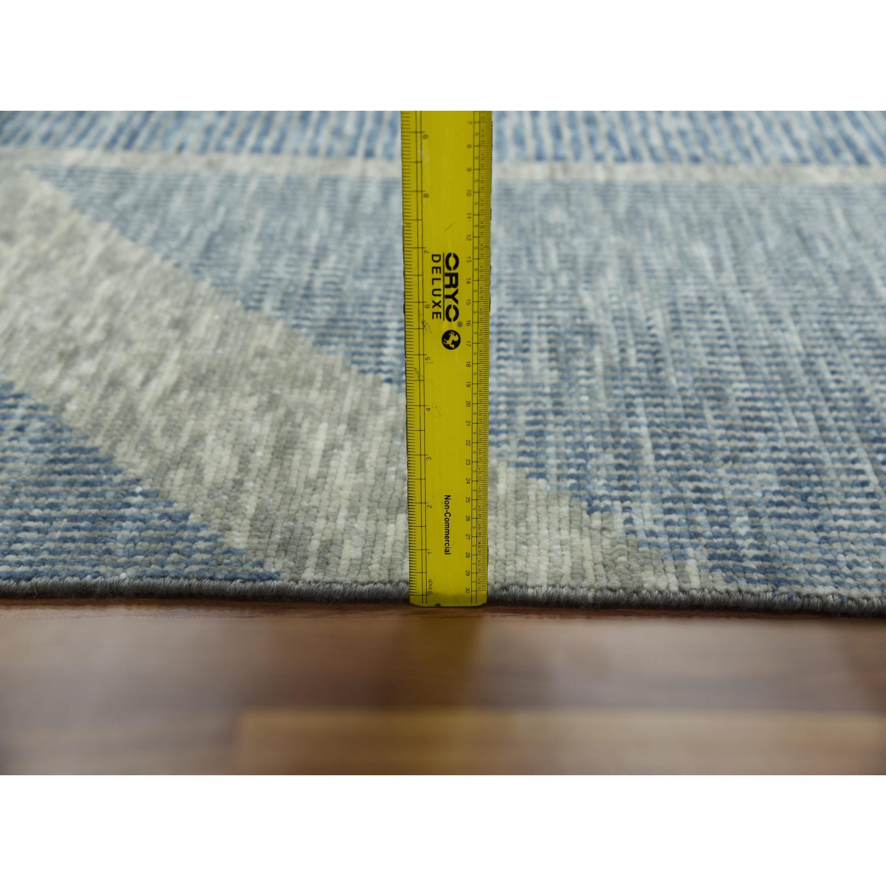 Modern-and-Contemporary-Hand-Knotted-Rug-397090