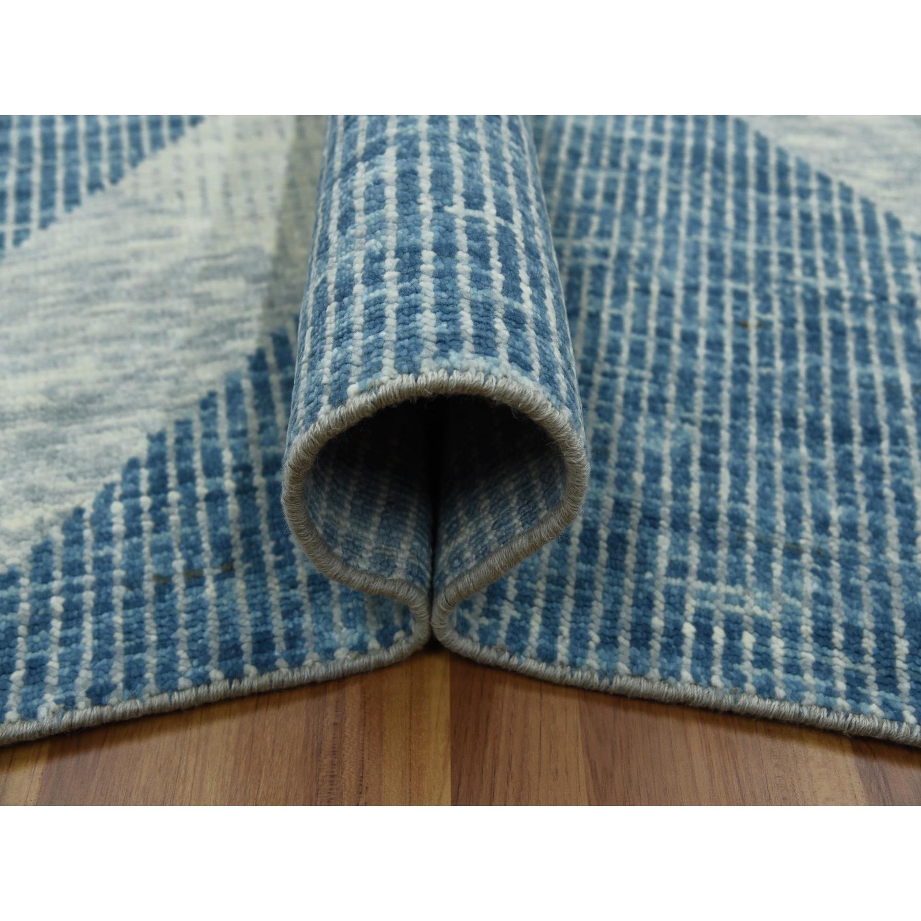 Modern-and-Contemporary-Hand-Knotted-Rug-397110