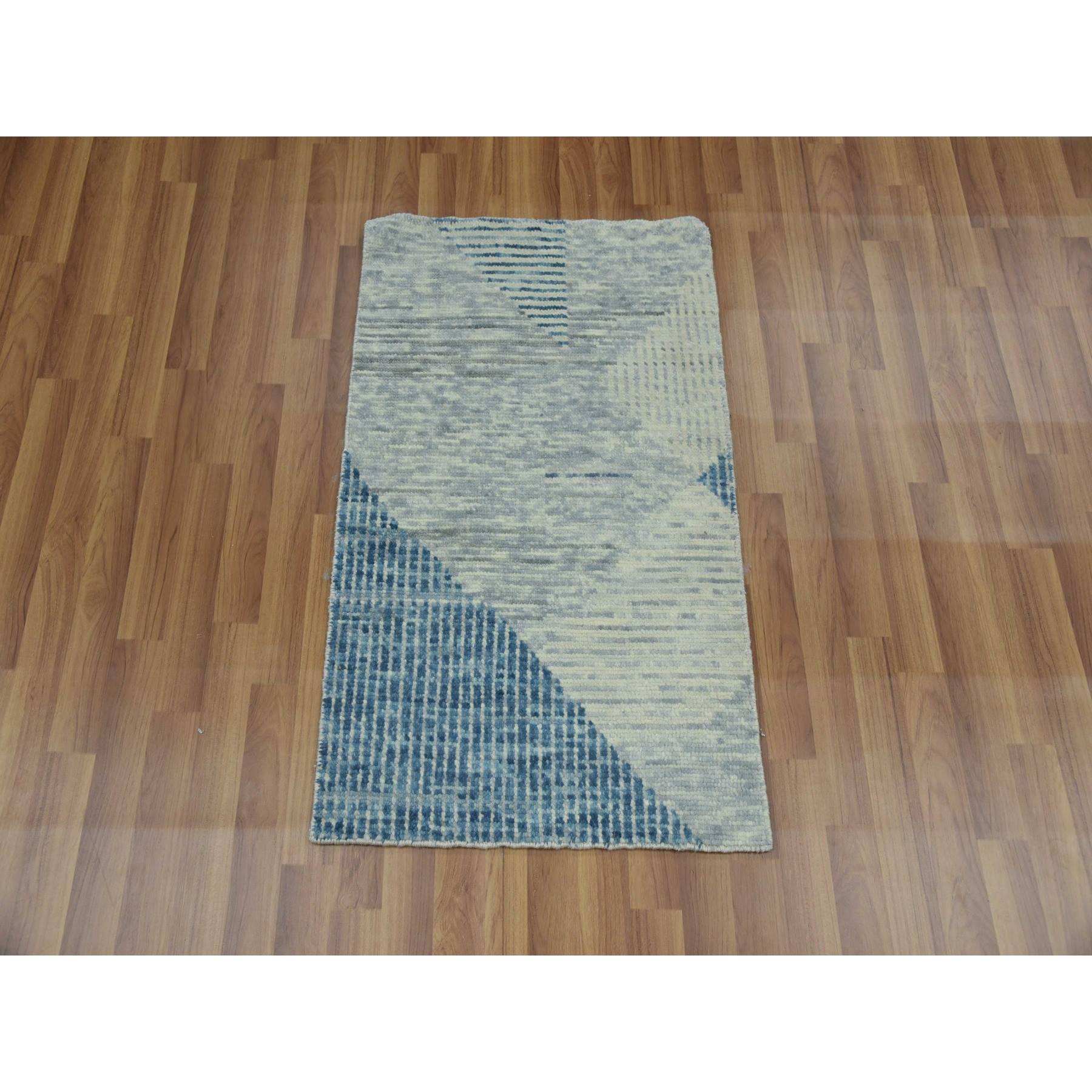 Modern-and-Contemporary-Hand-Knotted-Rug-397120