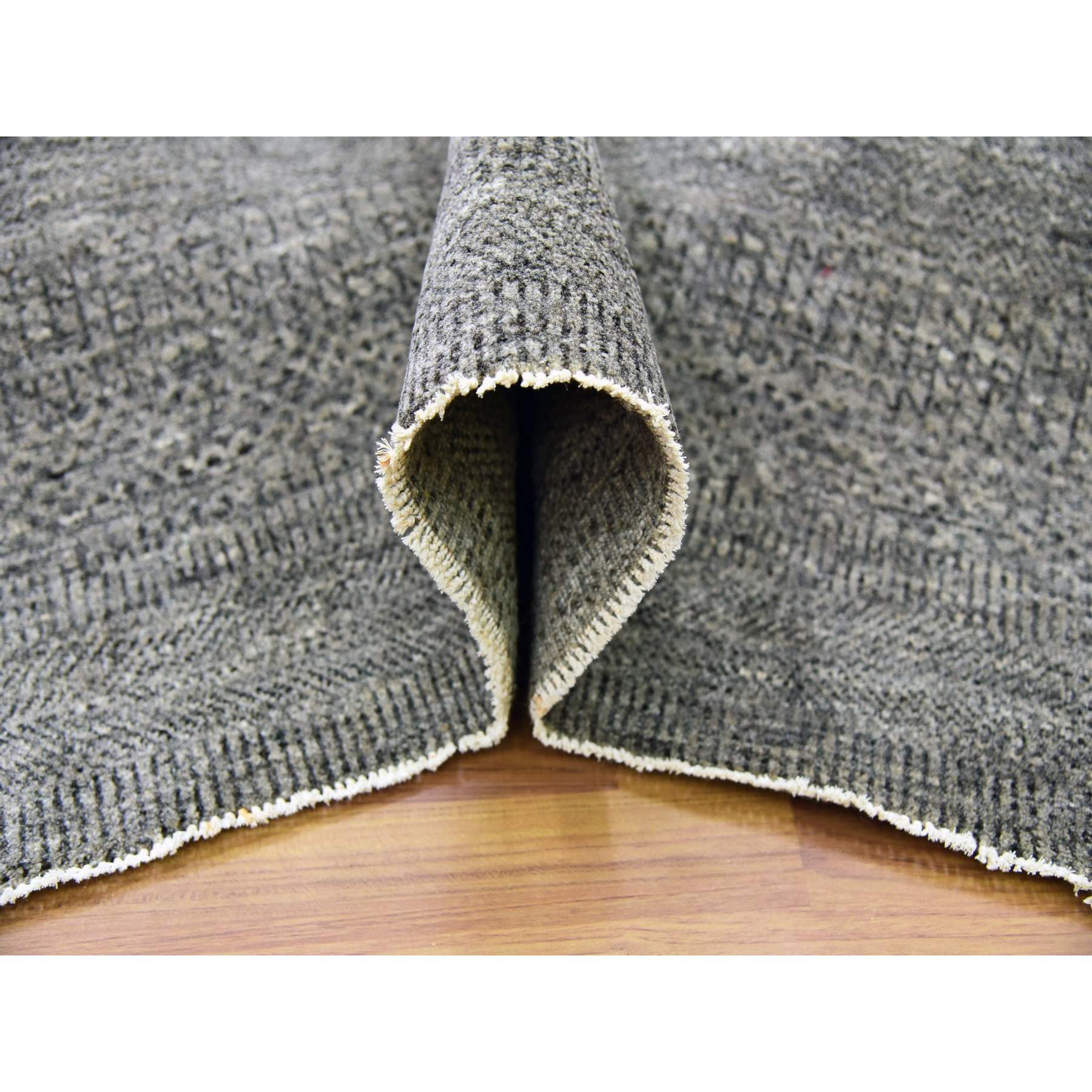 Modern-and-Contemporary-Hand-Knotted-Rug-397255