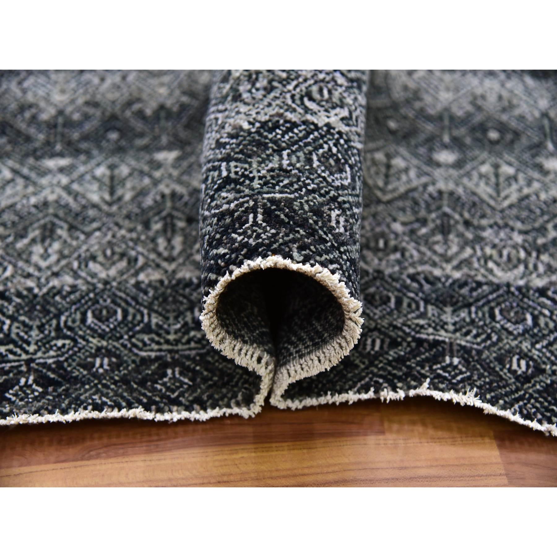 Modern-and-Contemporary-Hand-Knotted-Rug-397295