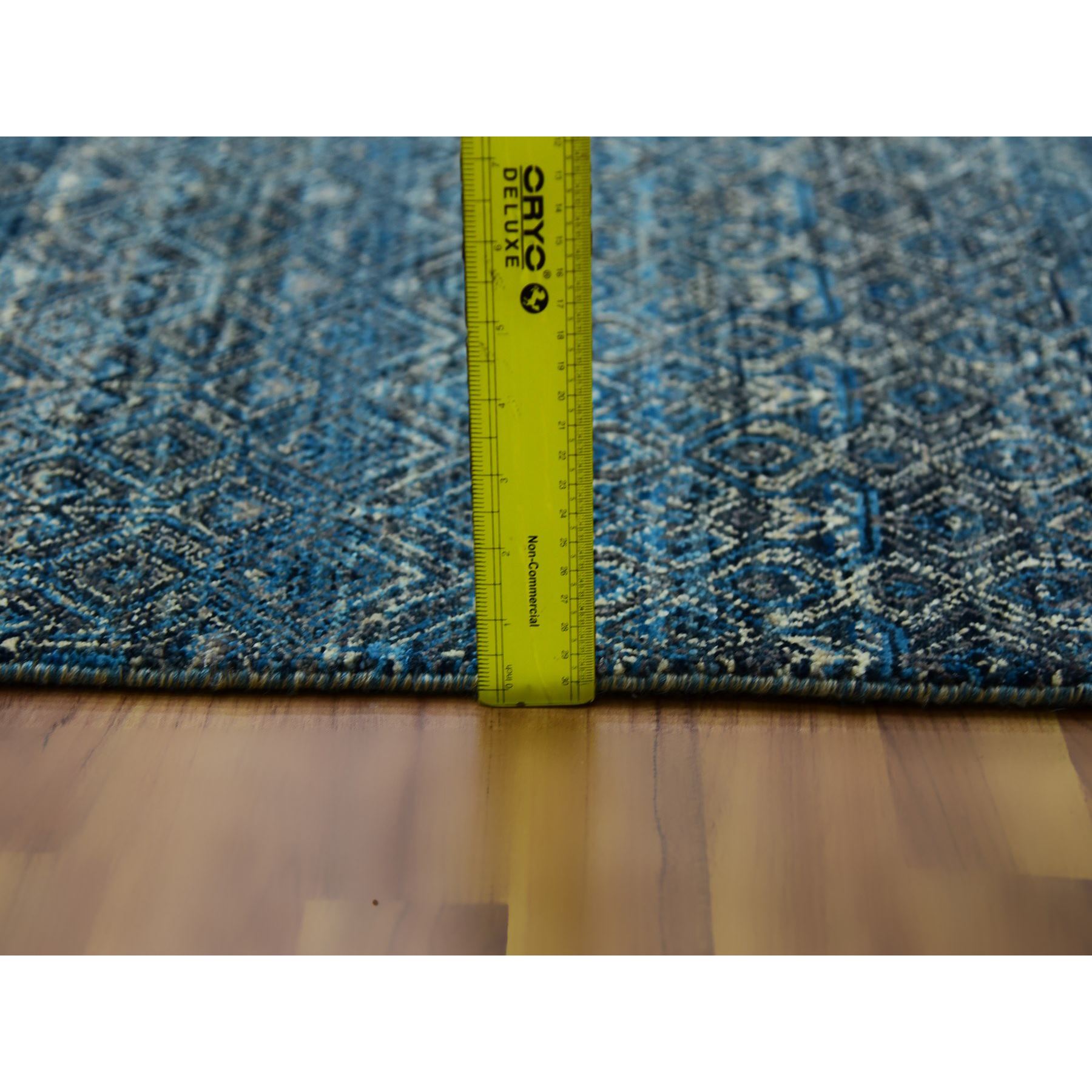 Modern-and-Contemporary-Hand-Knotted-Rug-397310