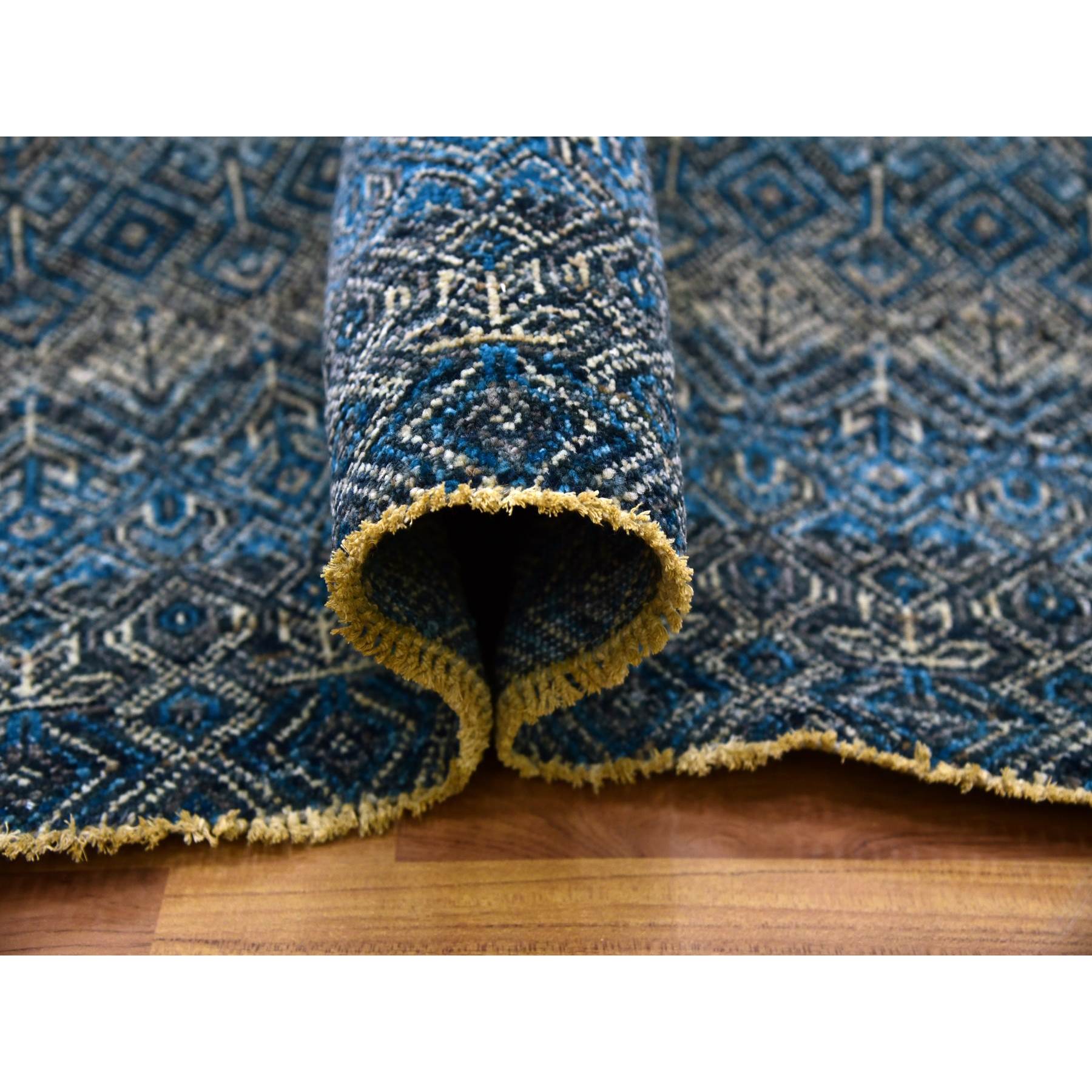 Modern-and-Contemporary-Hand-Knotted-Rug-397315