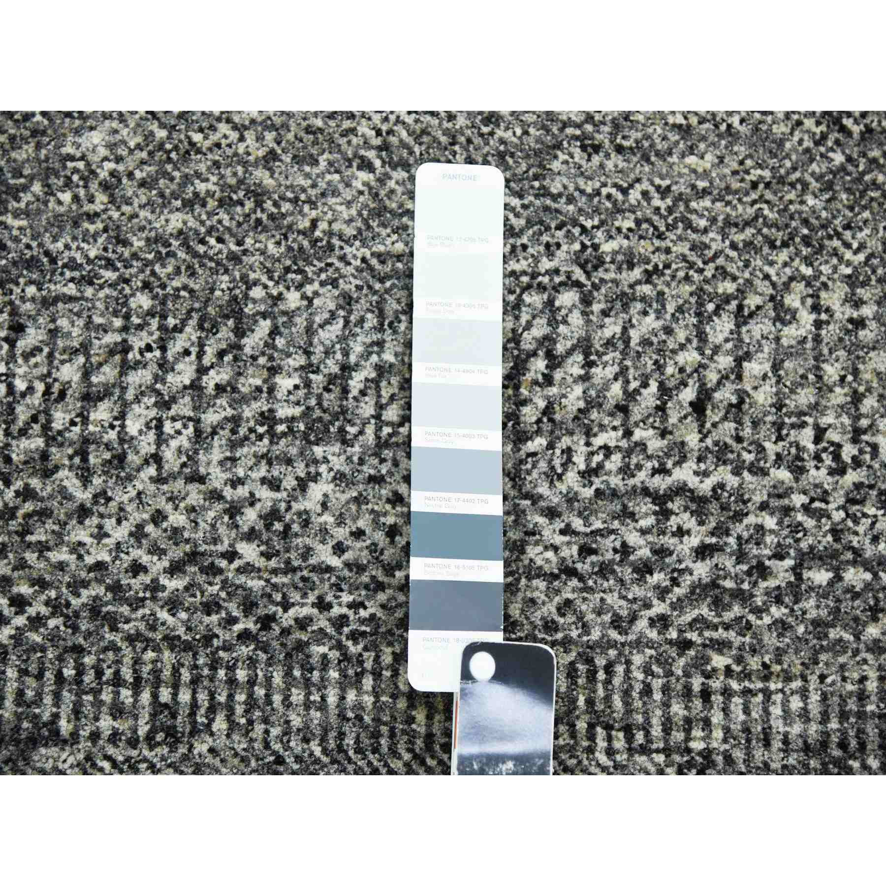 Modern-and-Contemporary-Hand-Knotted-Rug-397390