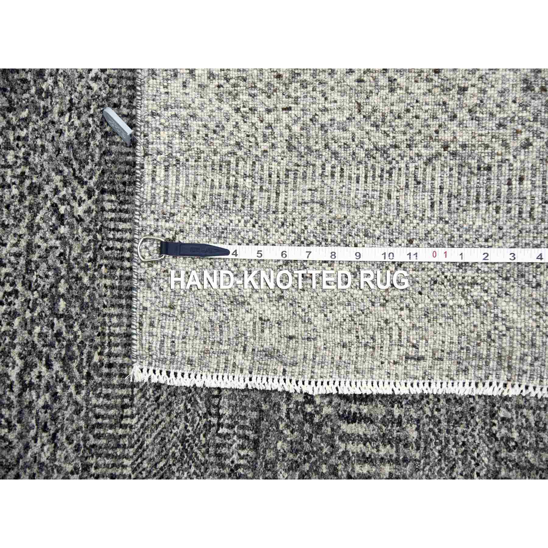 Modern-and-Contemporary-Hand-Knotted-Rug-397390