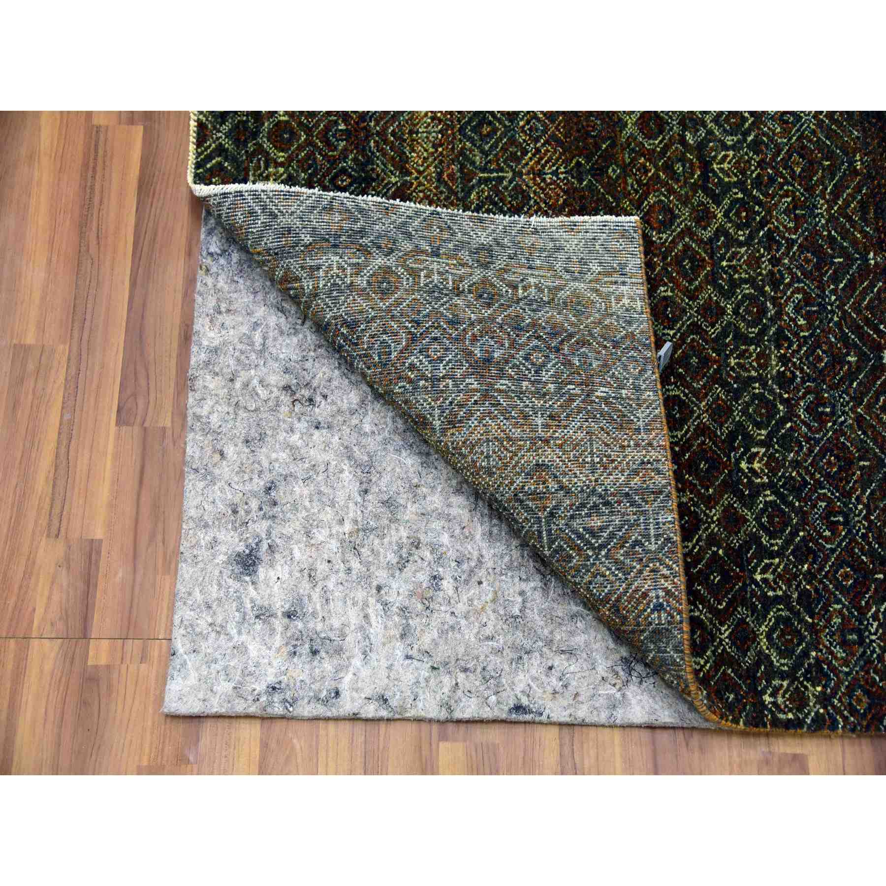 Modern-and-Contemporary-Hand-Knotted-Rug-397400