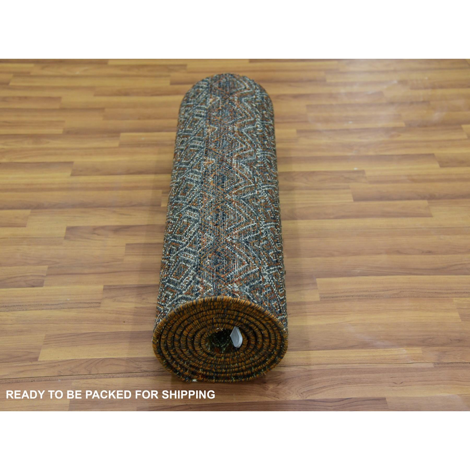 Modern-and-Contemporary-Hand-Knotted-Rug-397435