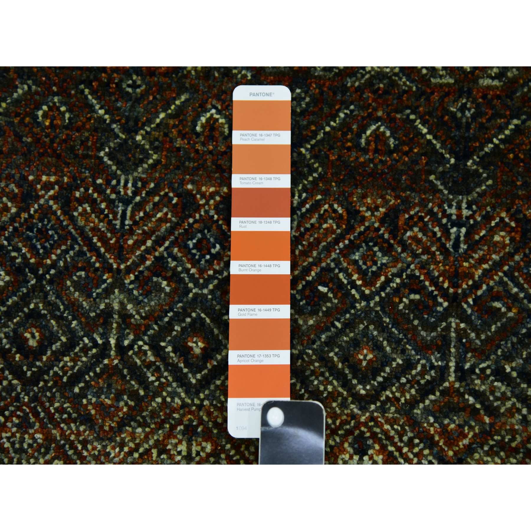 Modern-and-Contemporary-Hand-Knotted-Rug-397460